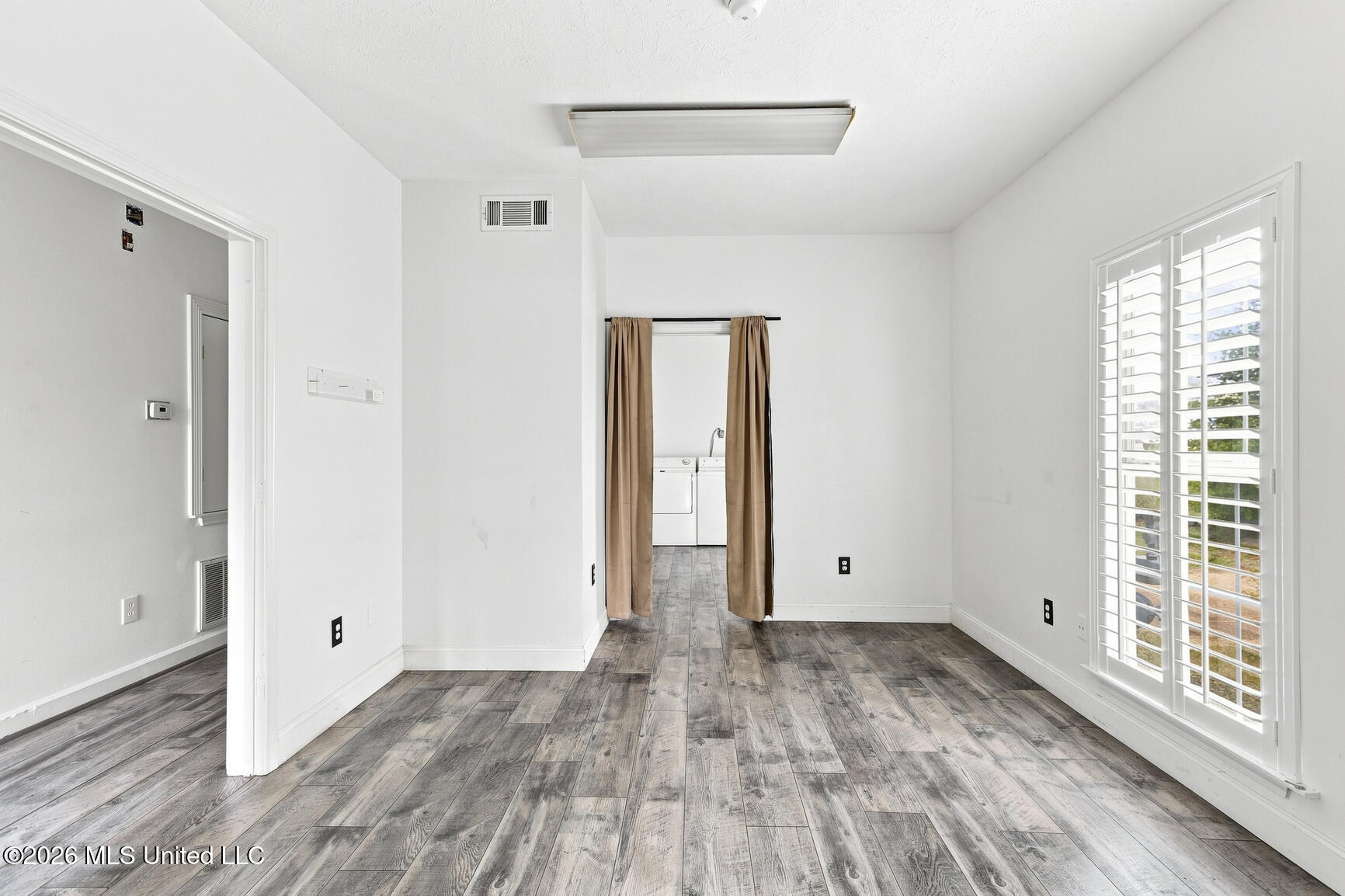 407 Orchard Park Property Photo 11