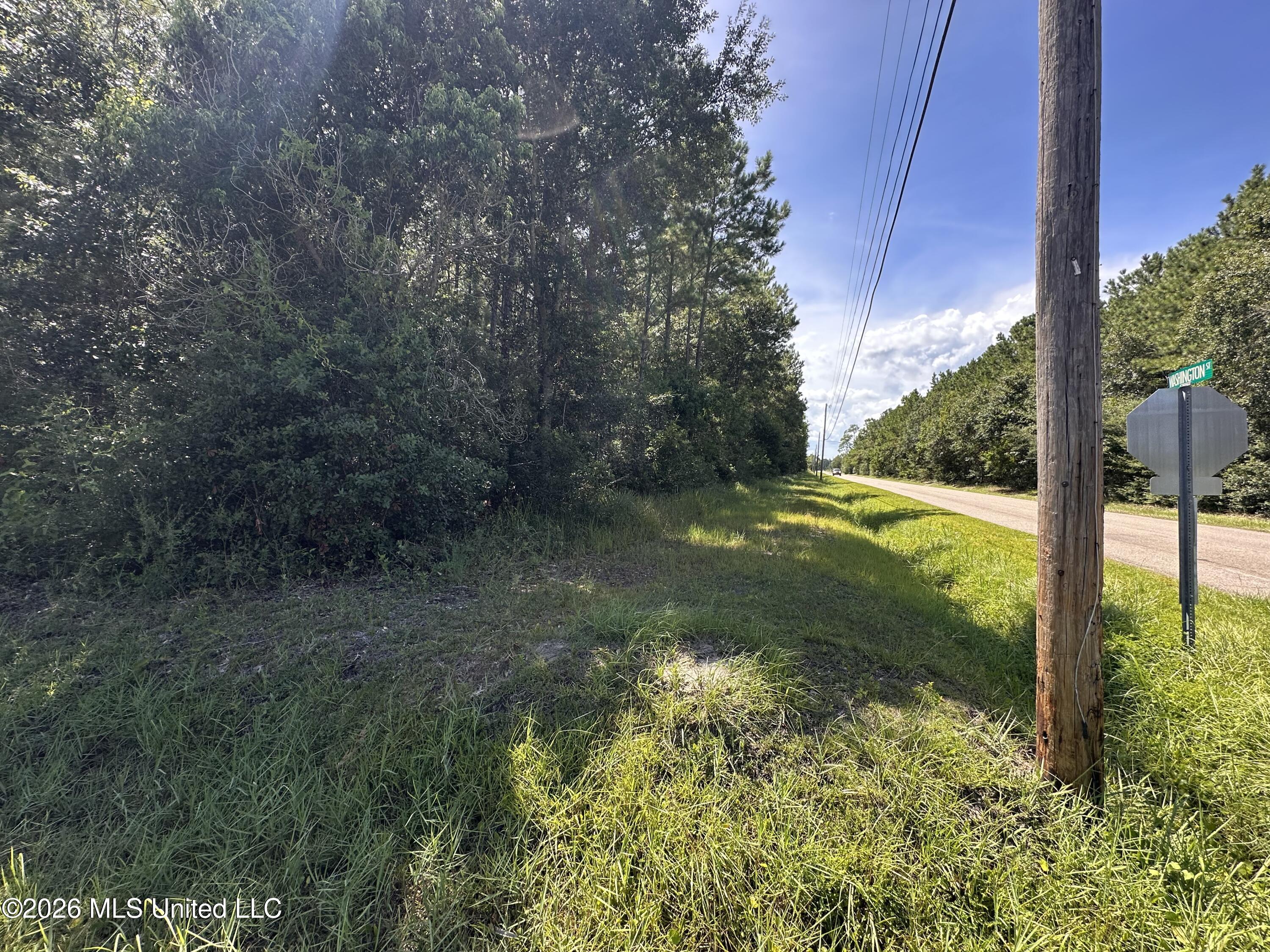 Chapman Rd Property Photo 3