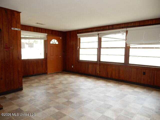 313 Petal Drive Property Photo 14