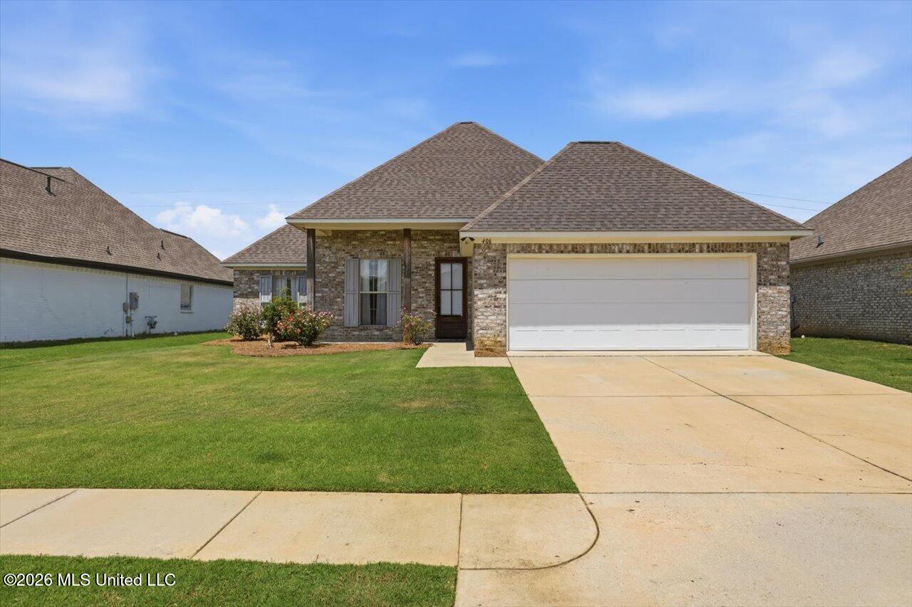 406 E Buttonwood Lane Property Photo 1