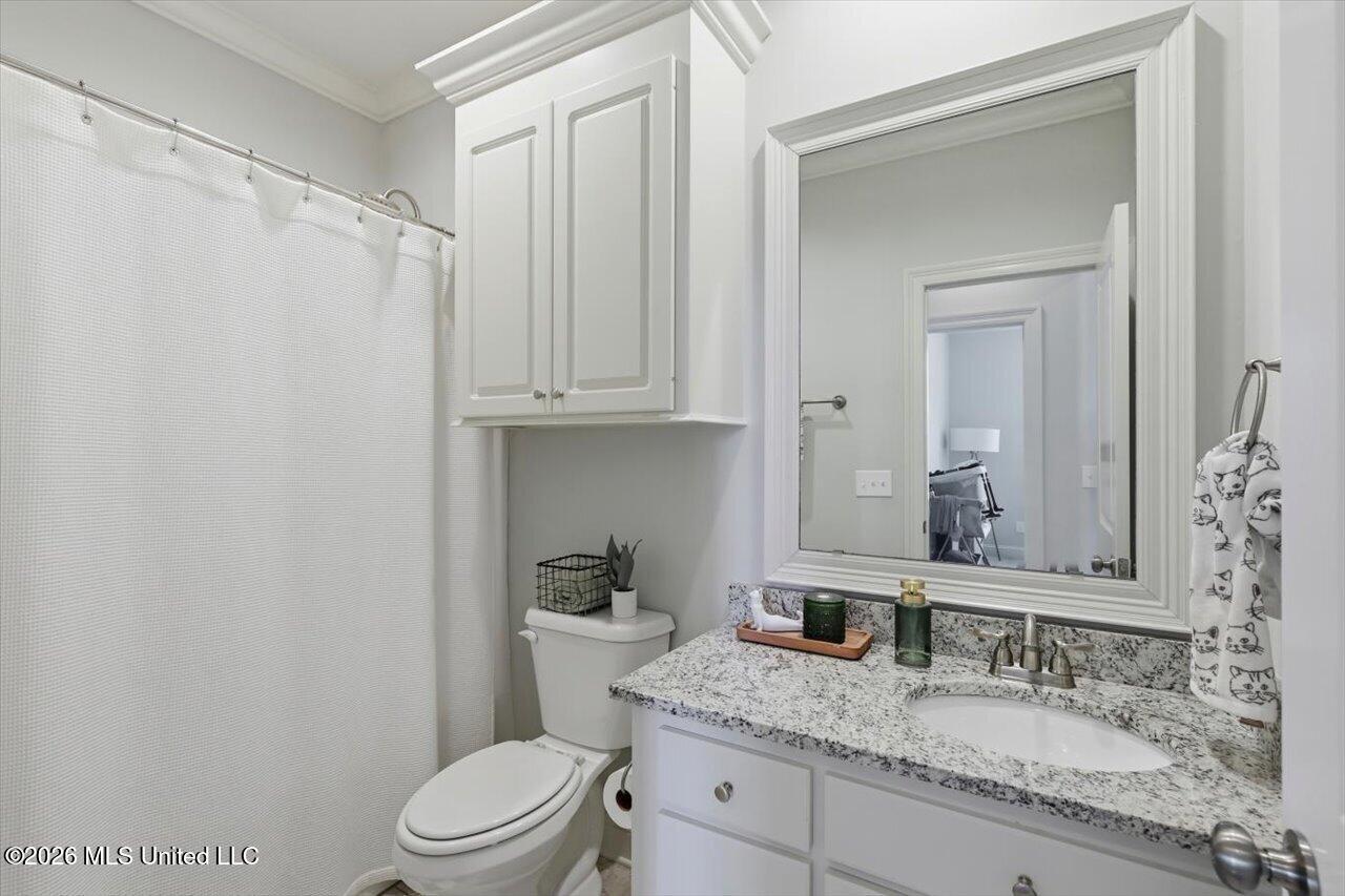 406 E Buttonwood Lane Property Photo 26