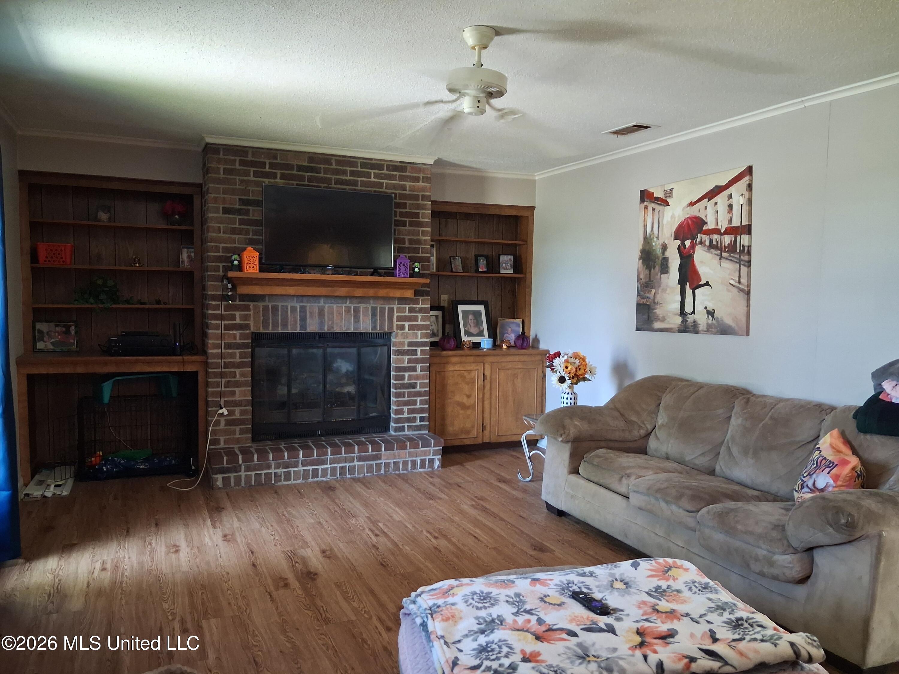 215 Patricia Drive Property Photo 7
