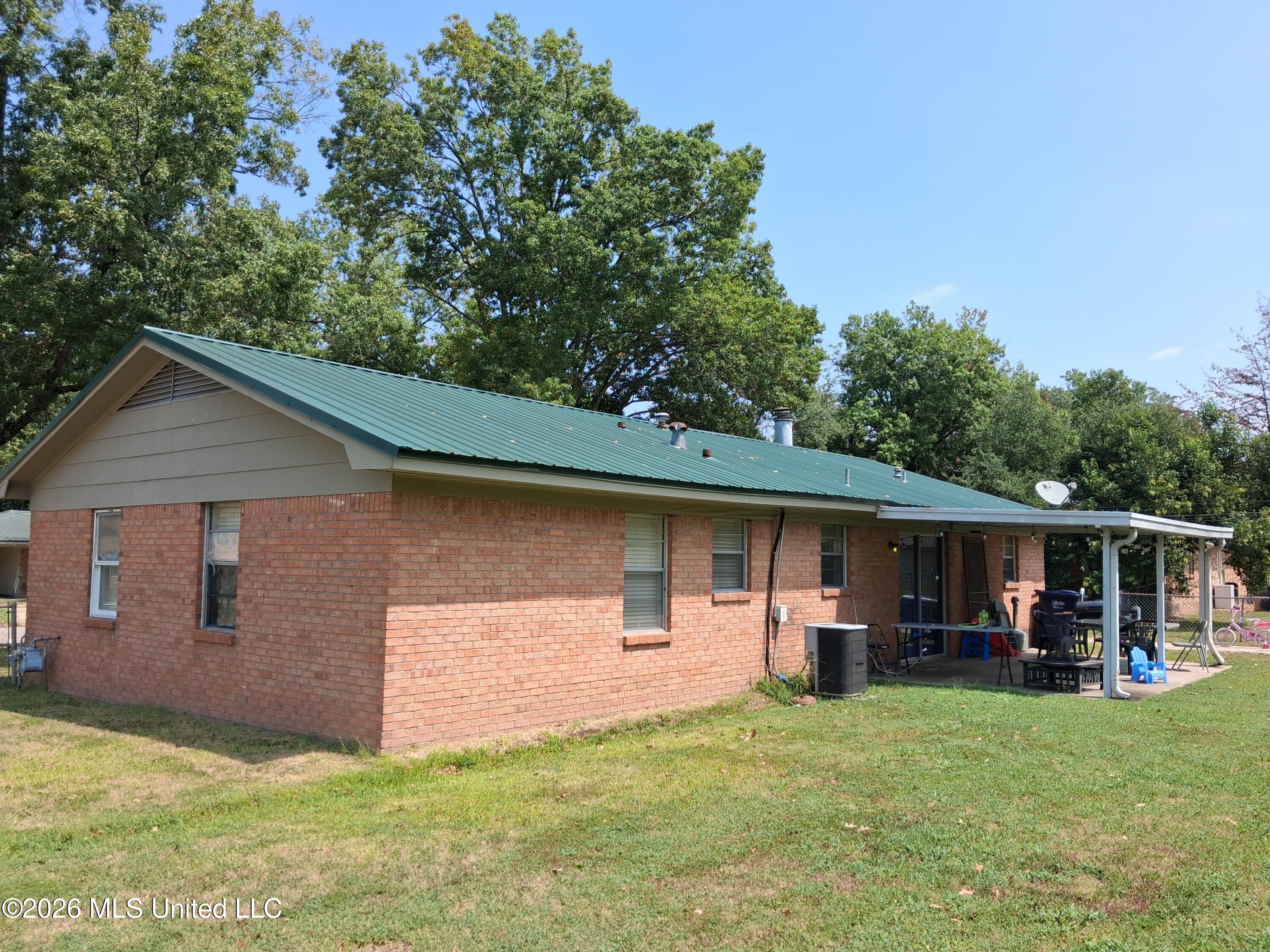 215 Patricia Drive Property Photo 15