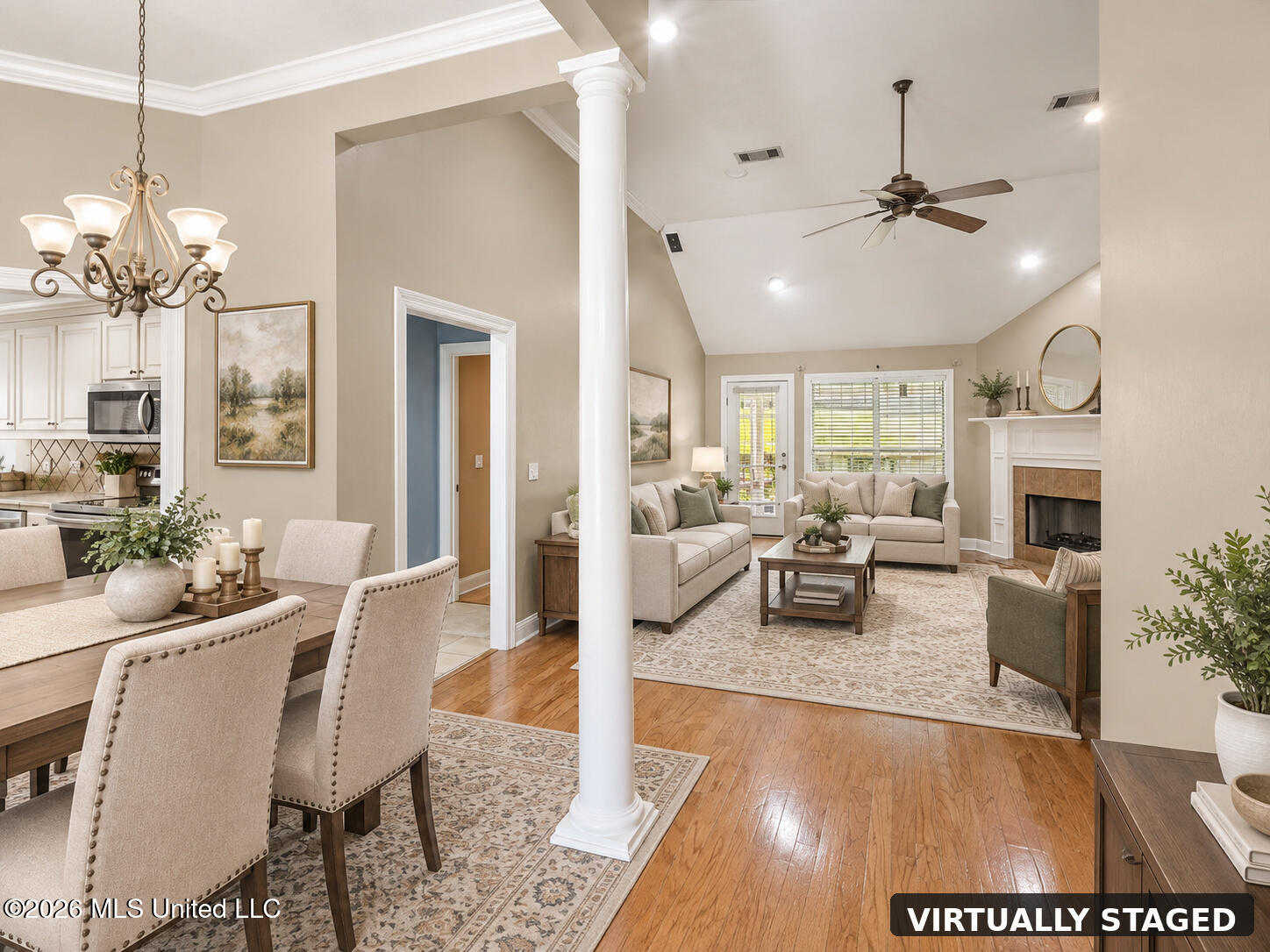 153 Stratford Drive Property Photo 3