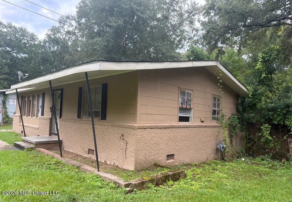 2747 Emerald Drive Property Photo 11