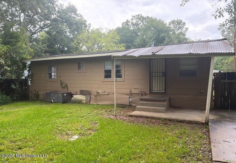 2747 Emerald Drive Property Photo 13