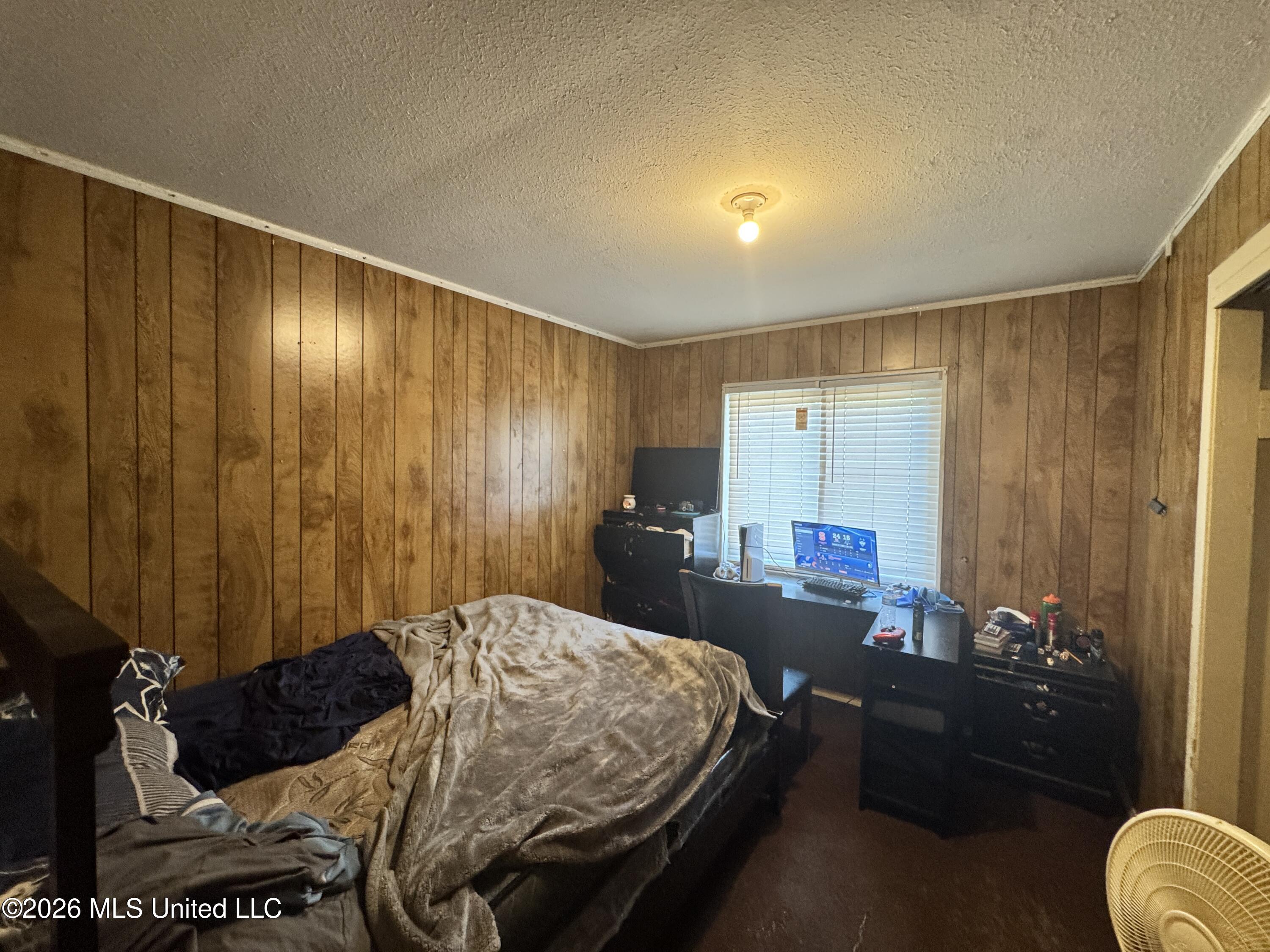 3014 Woodview Drive Property Photo 11