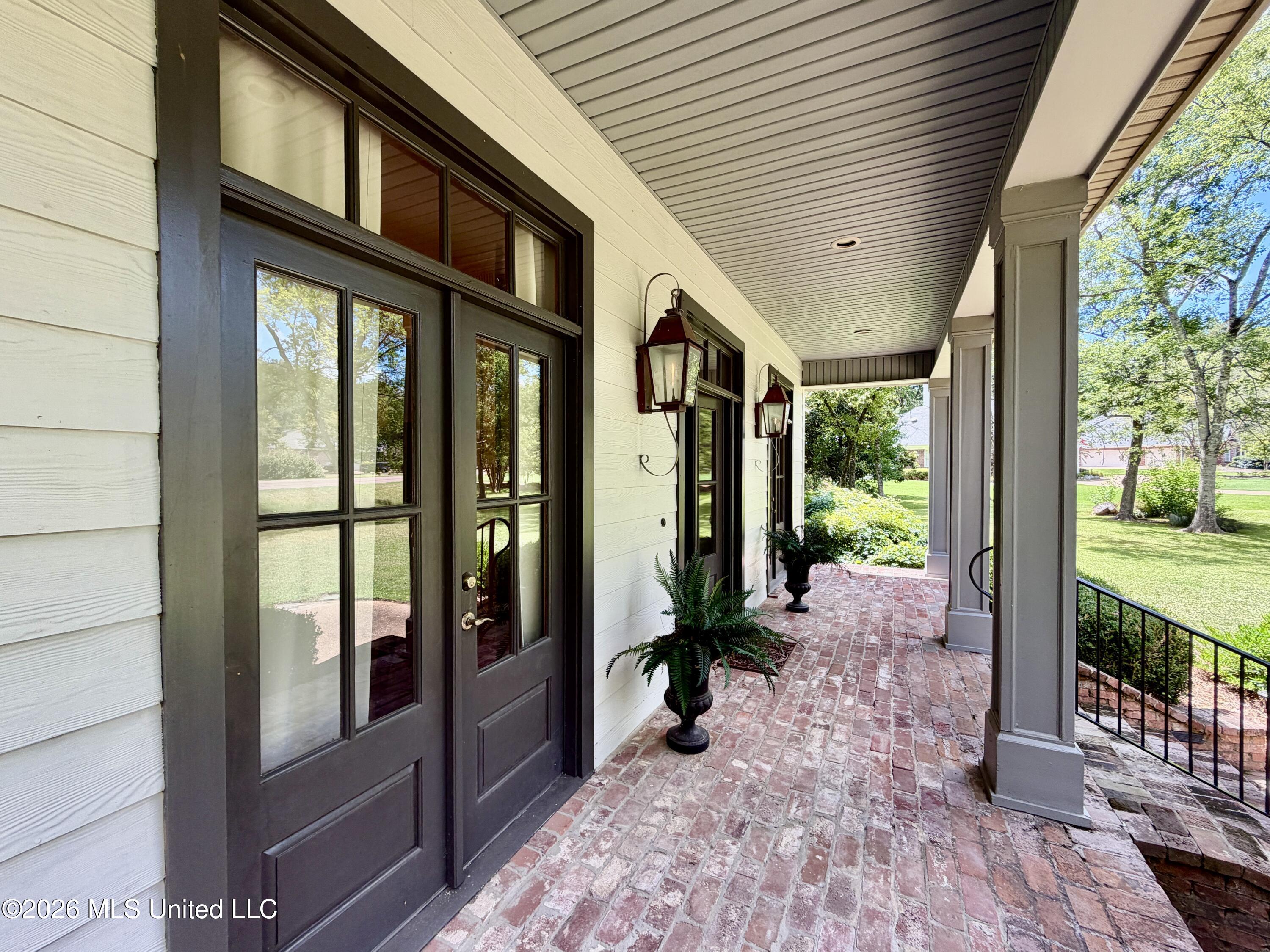 4 Lafayette Circle Property Photo 7