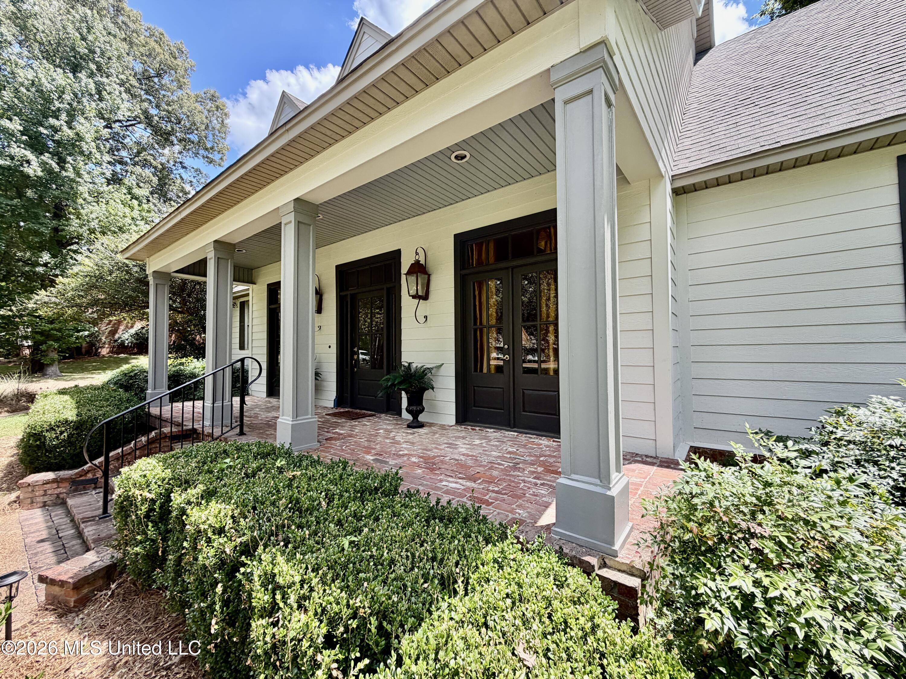4 Lafayette Circle Property Photo 8