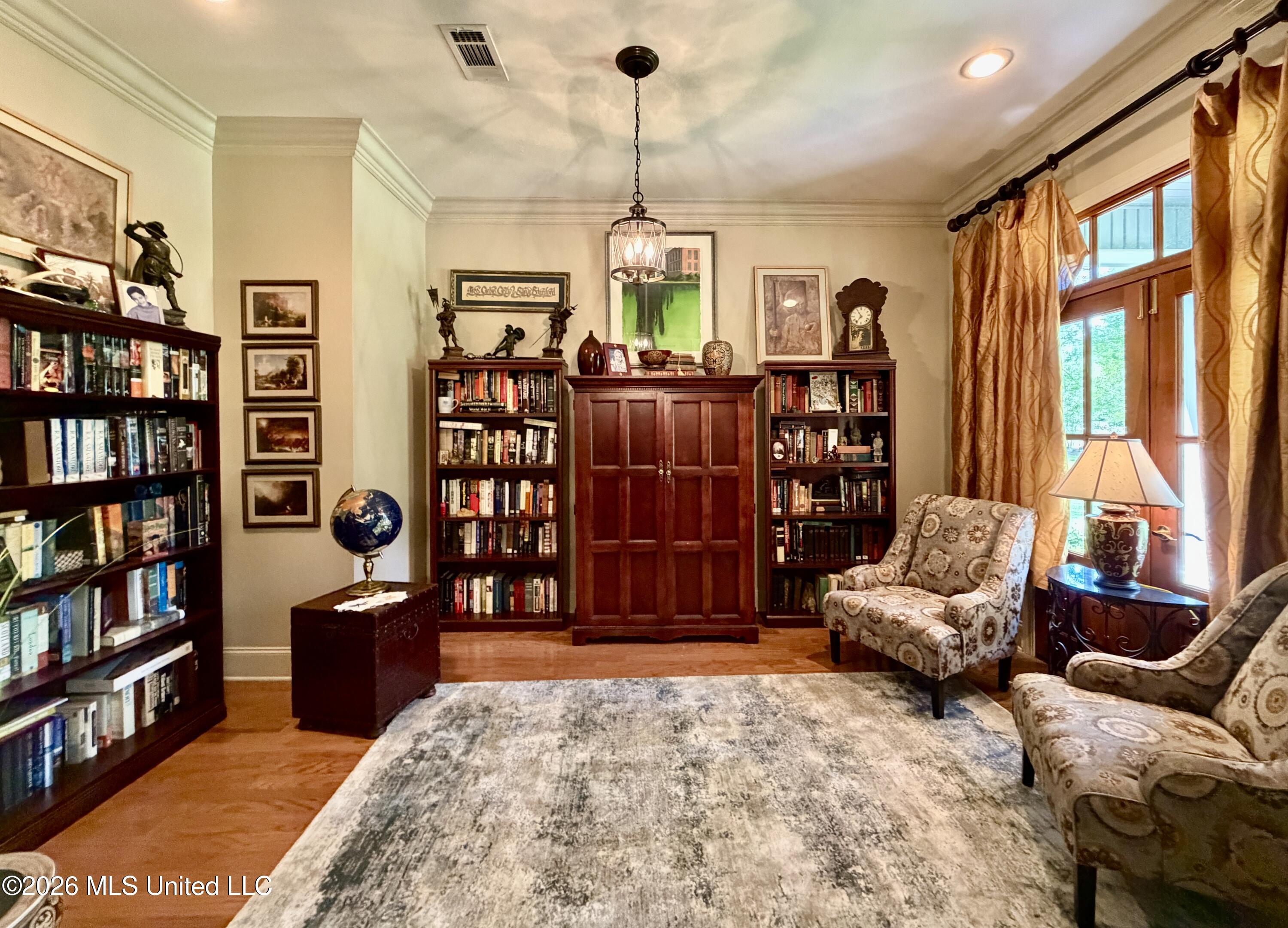4 Lafayette Circle Property Photo 11