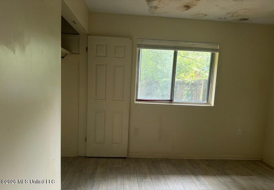 1604 Woody Drive Property Photo 5