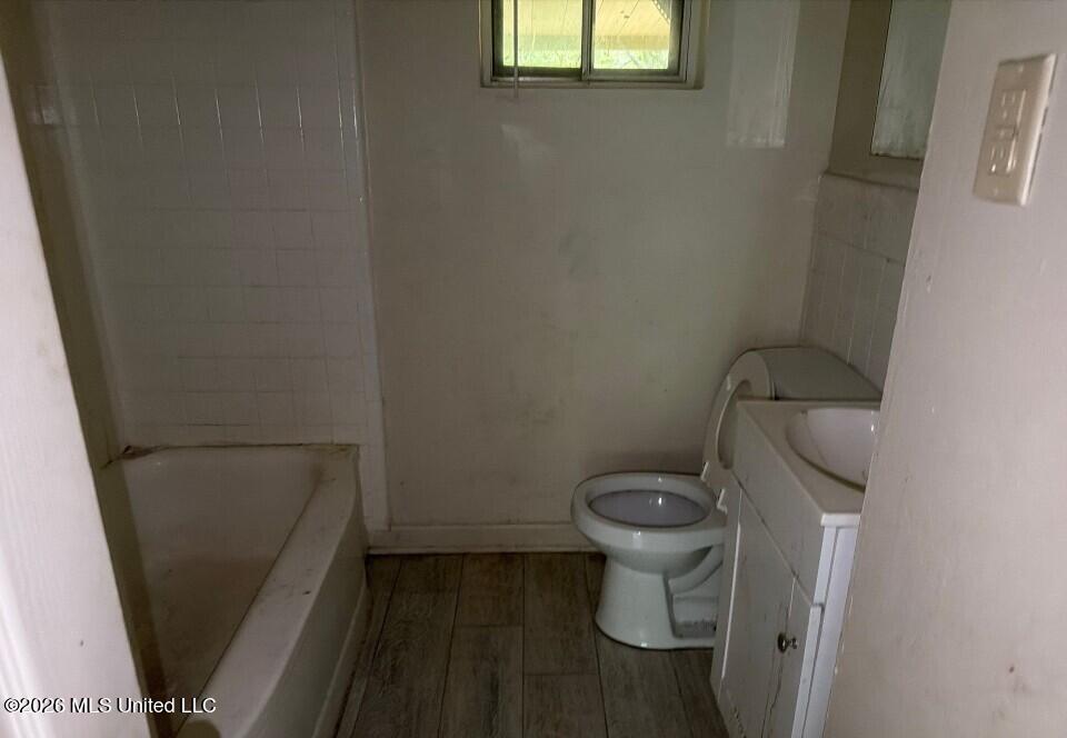 1604 Woody Drive Property Photo 9