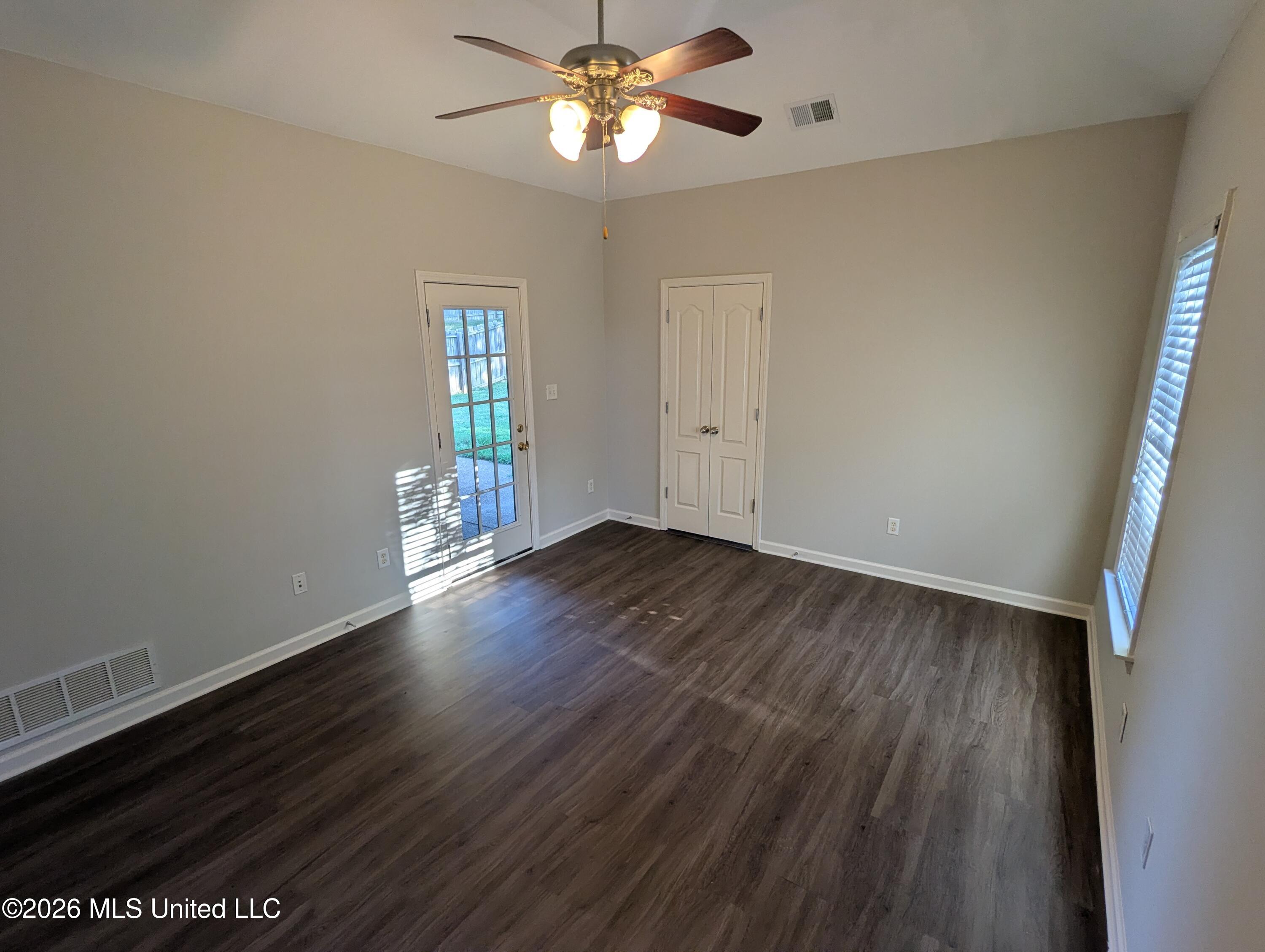 2894 Dawkins Drive Property Photo 7
