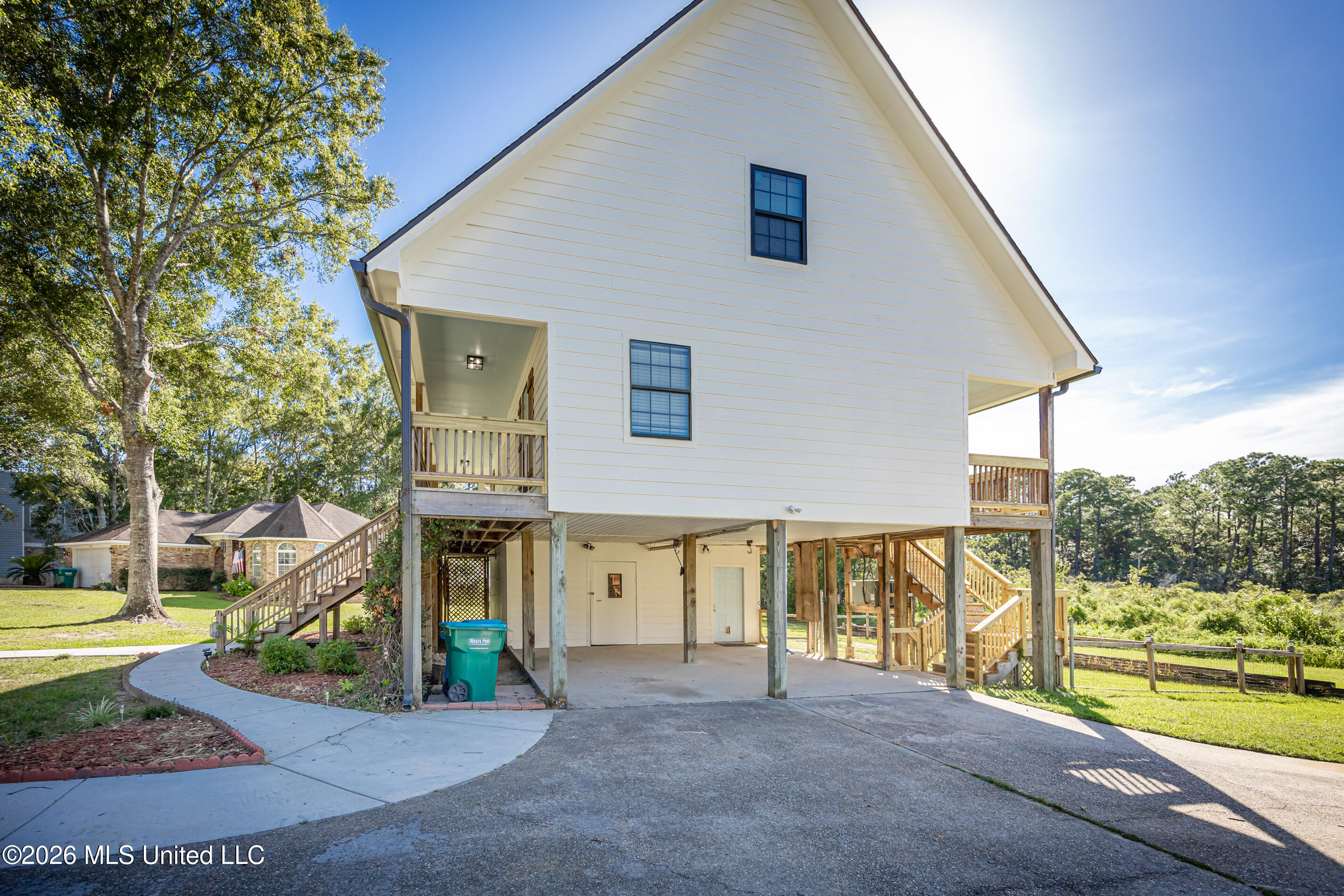5513 Sioux Drive Property Photo 5