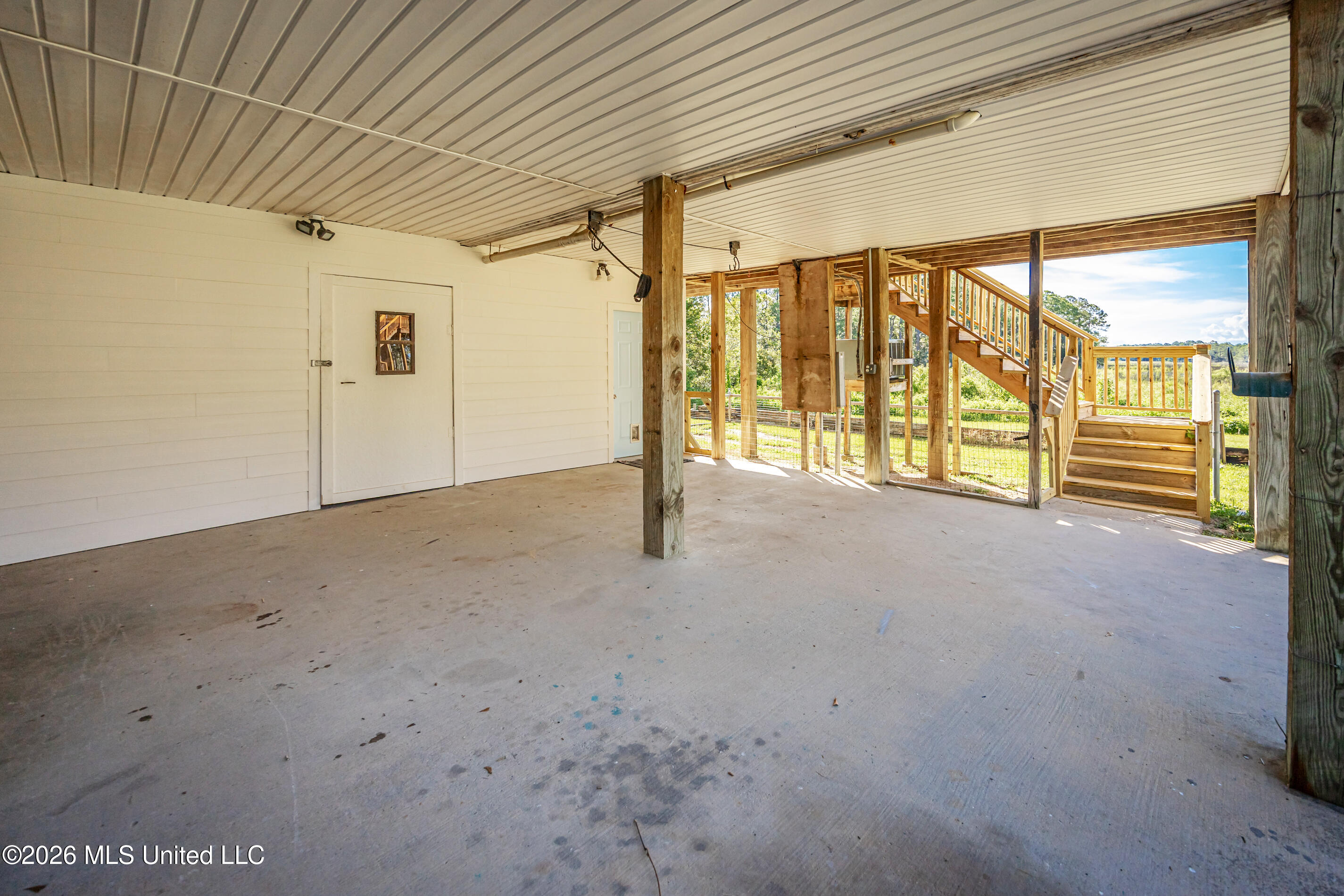 5513 Sioux Drive Property Photo 6