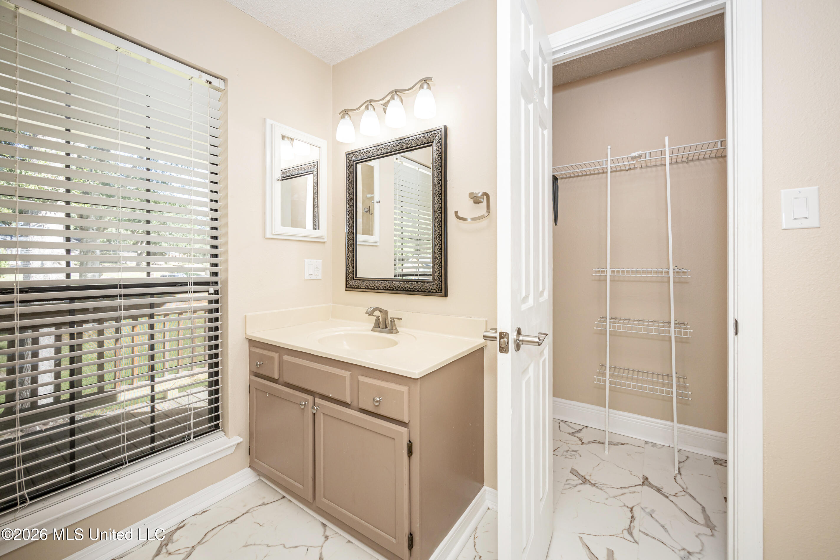 5513 Sioux Drive Property Photo 11