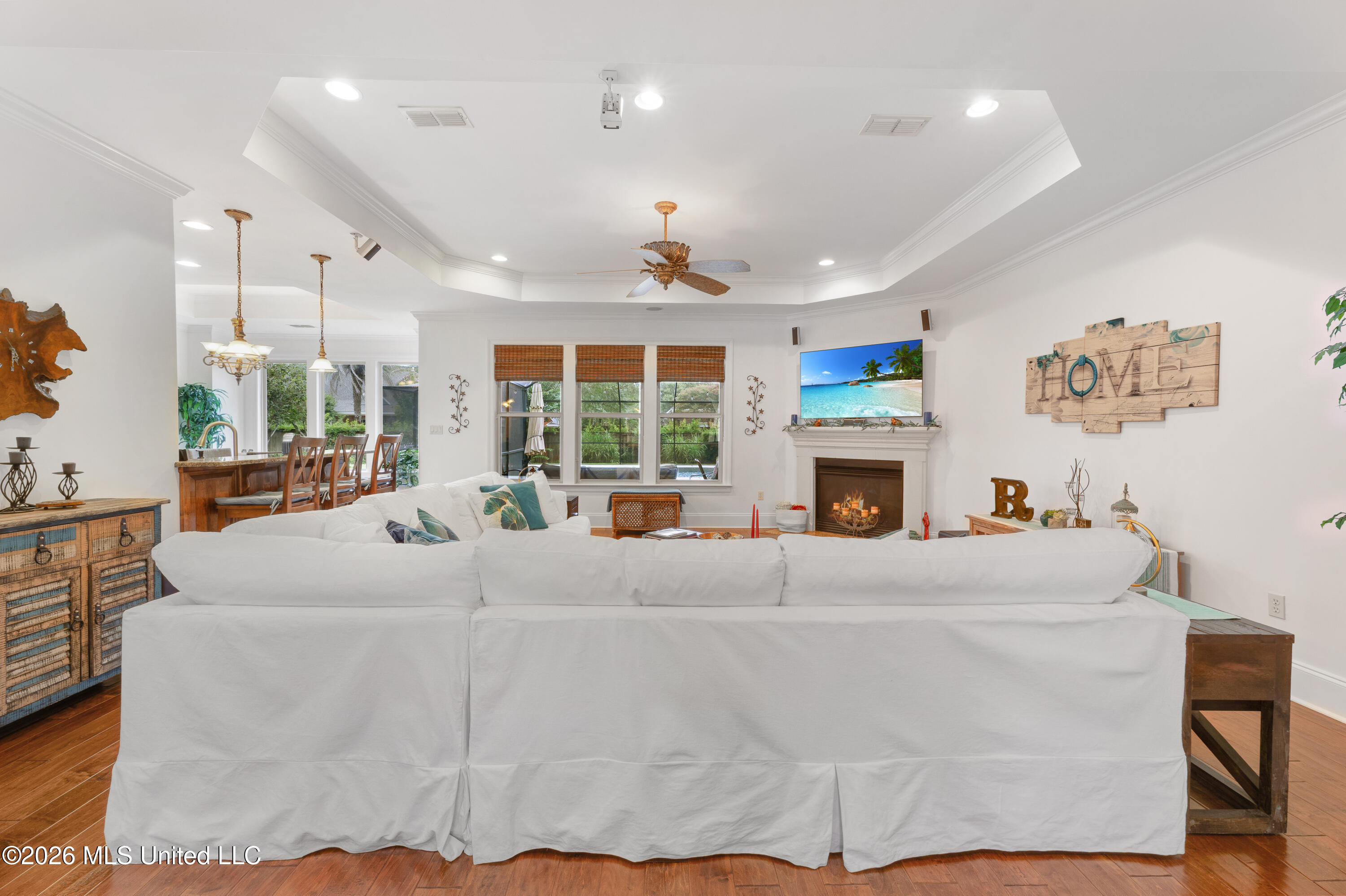 2114 Whitney Oaks Drive Property Photo 10