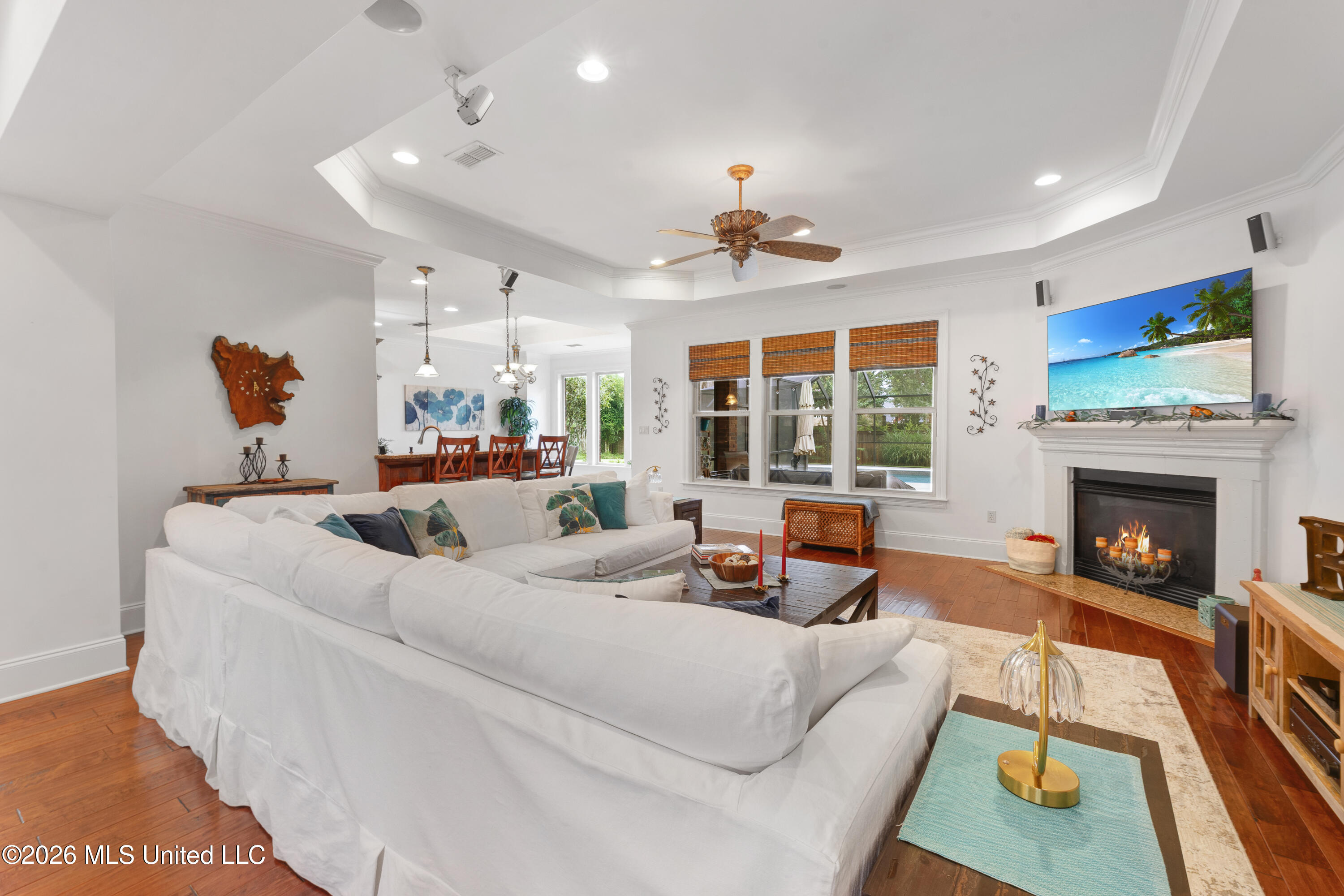 2114 Whitney Oaks Drive Property Photo 12