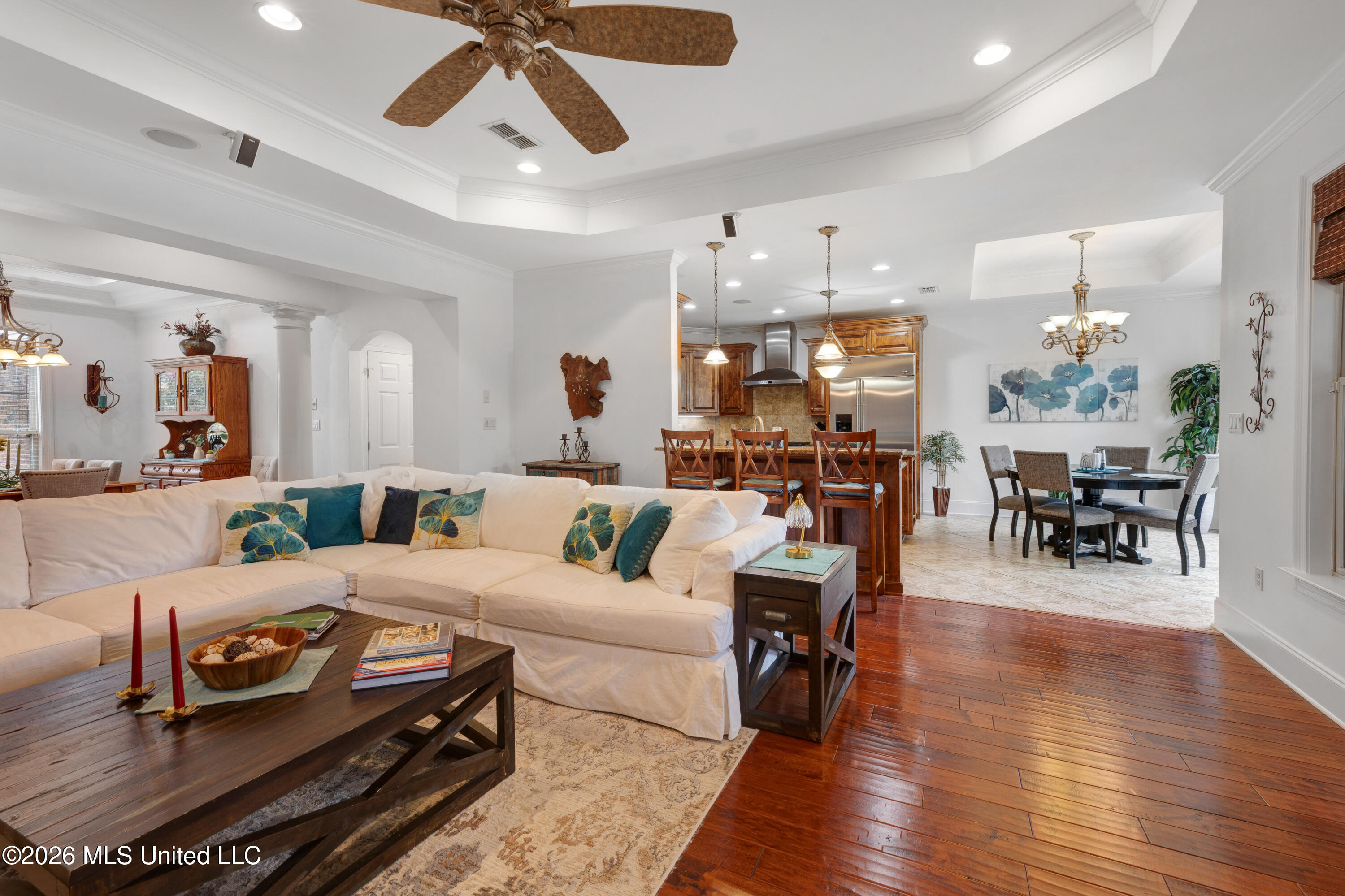 2114 Whitney Oaks Drive Property Photo 14