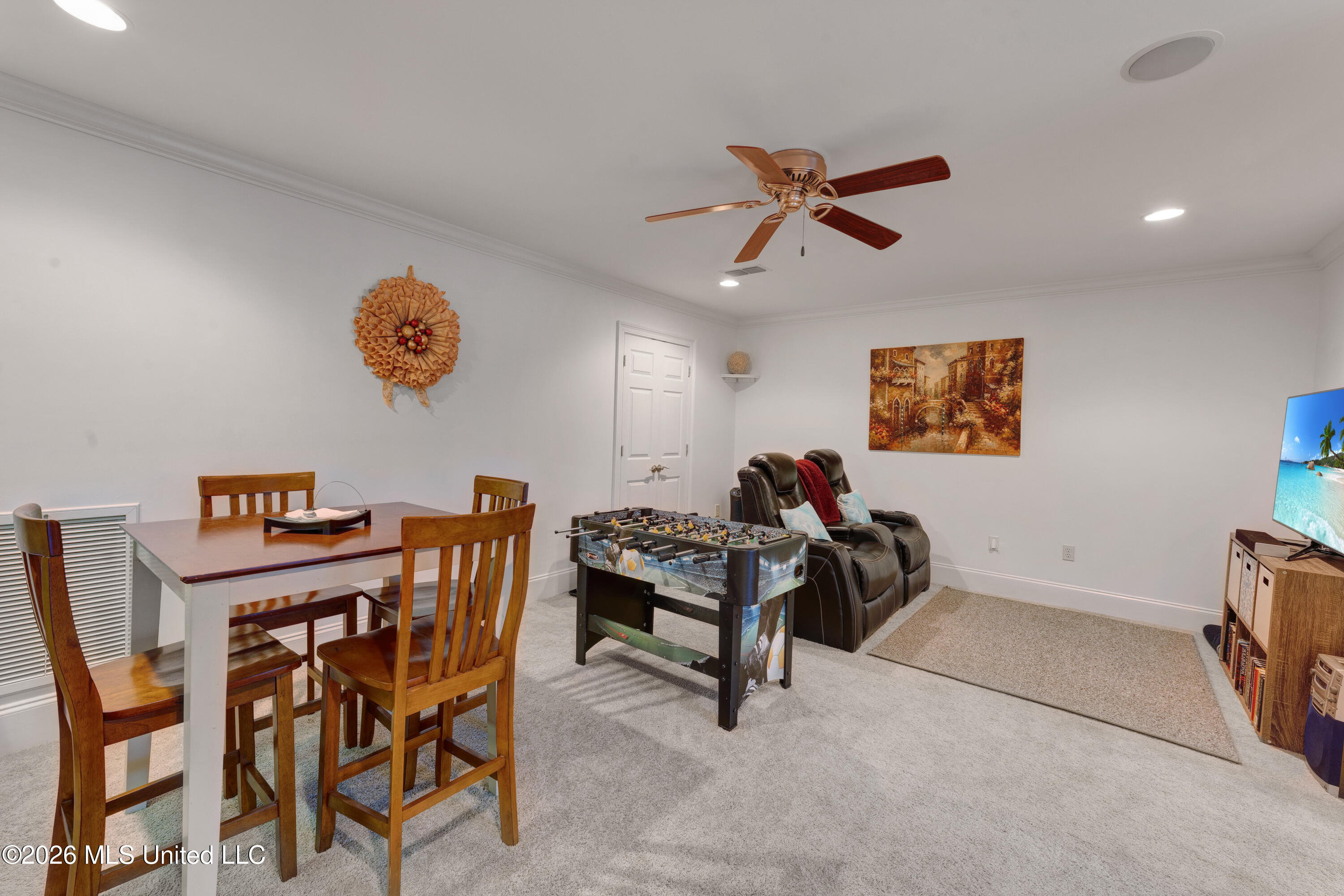 2114 Whitney Oaks Drive Property Photo 38