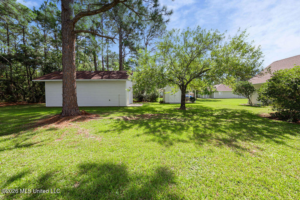 1200 Margie Street Property Photo 6