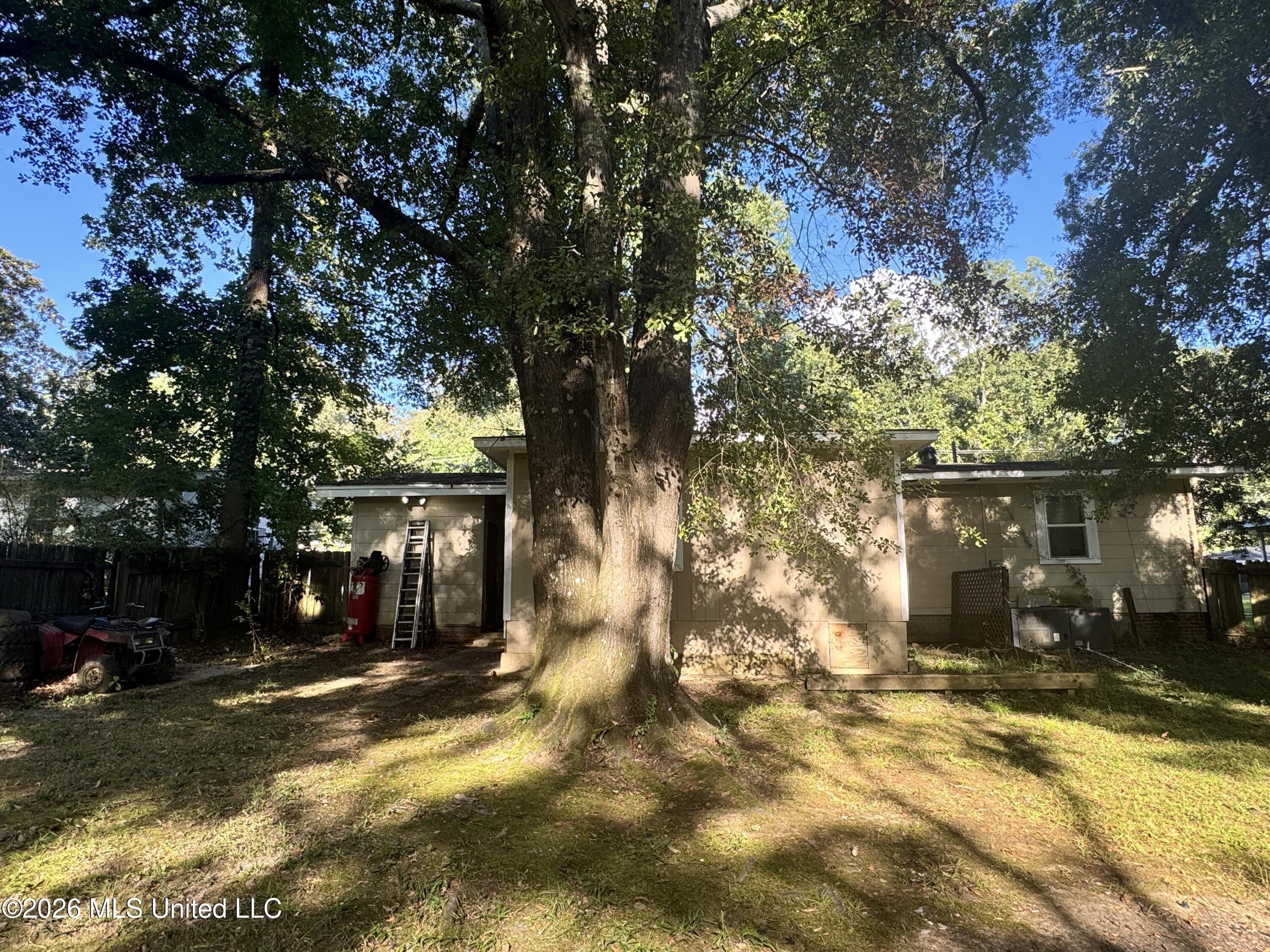 3165 Oak Forest Drive Property Photo 16