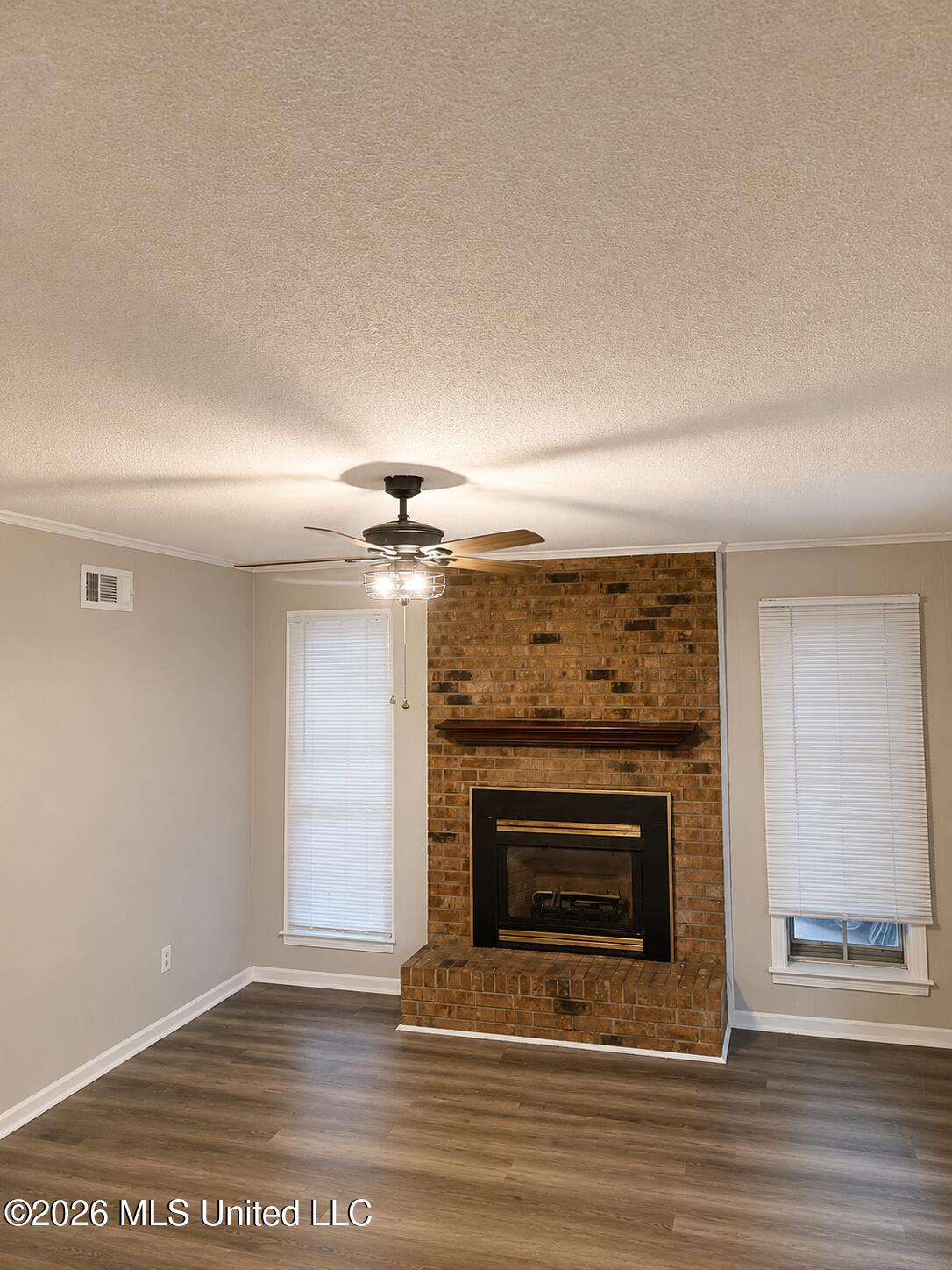 614 Capewood Property Photo 2
