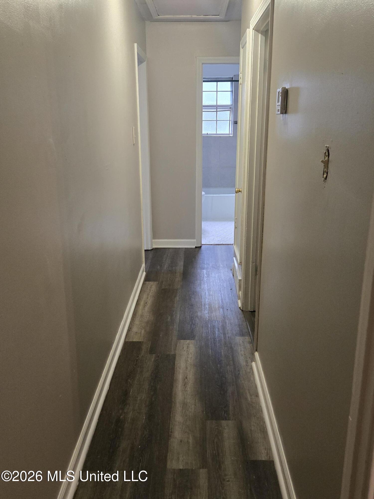 614 Capewood Property Photo 9