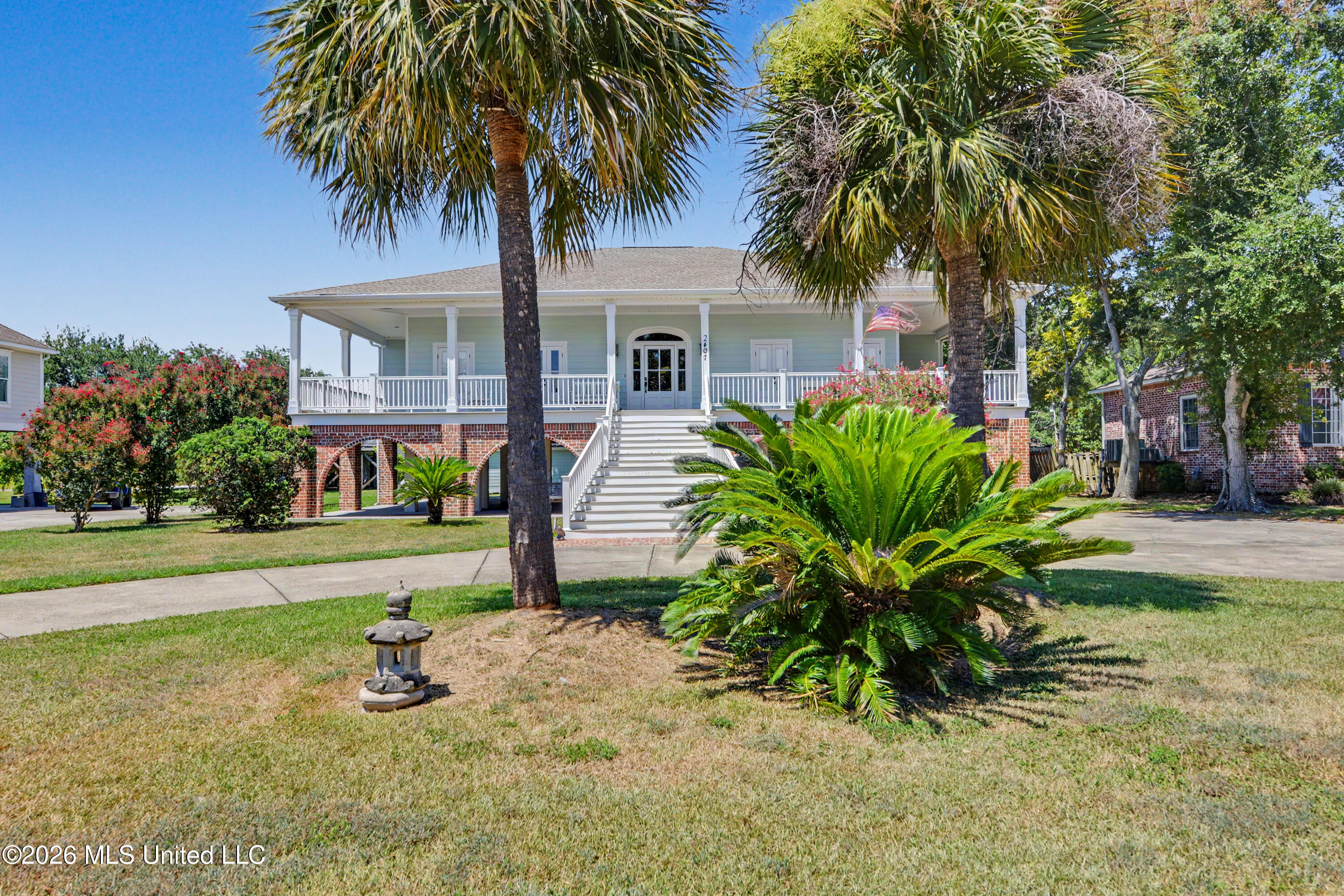 2407 Washington Avenue Property Photo 2