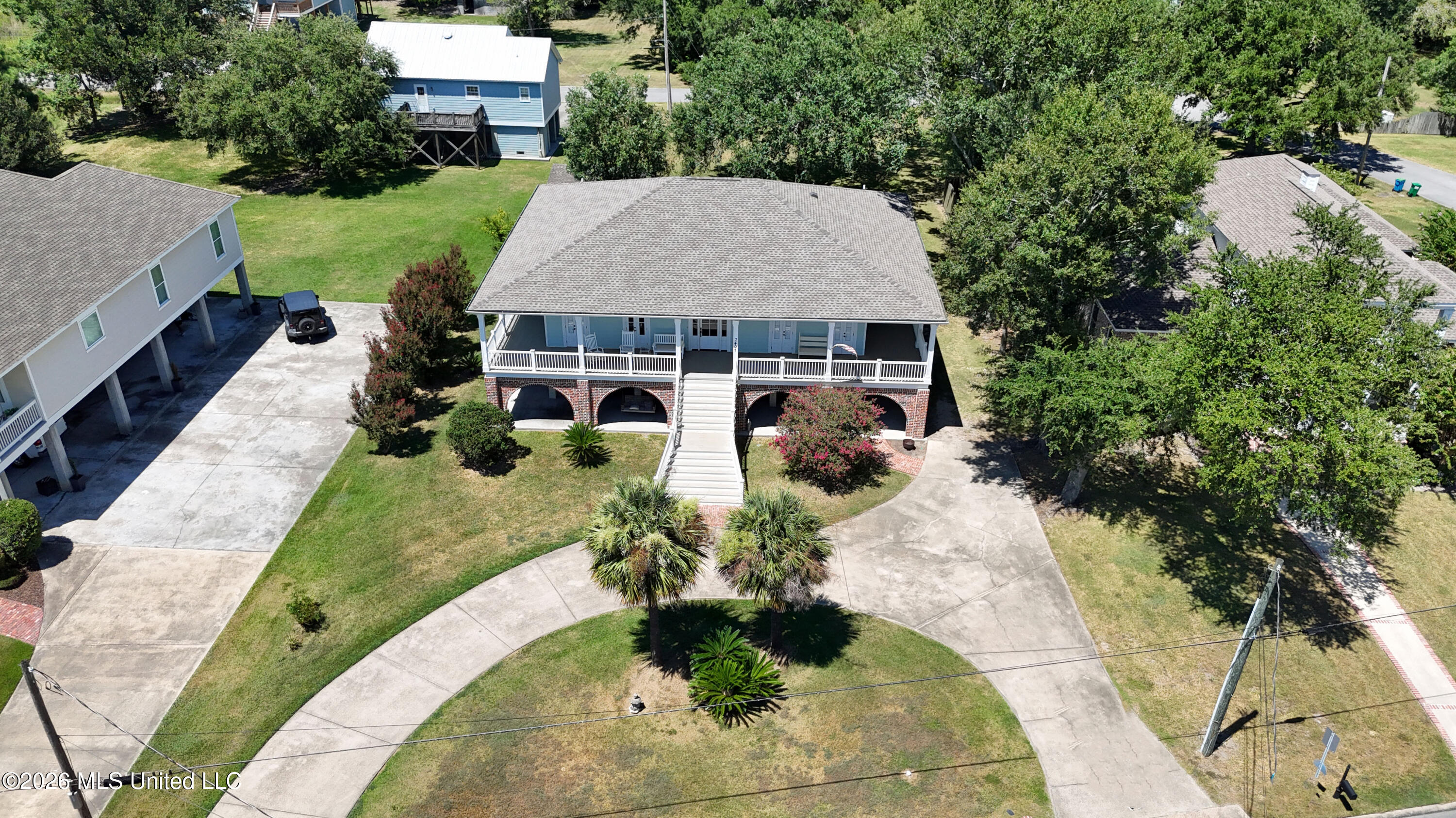 2407 Washington Avenue Property Photo 30