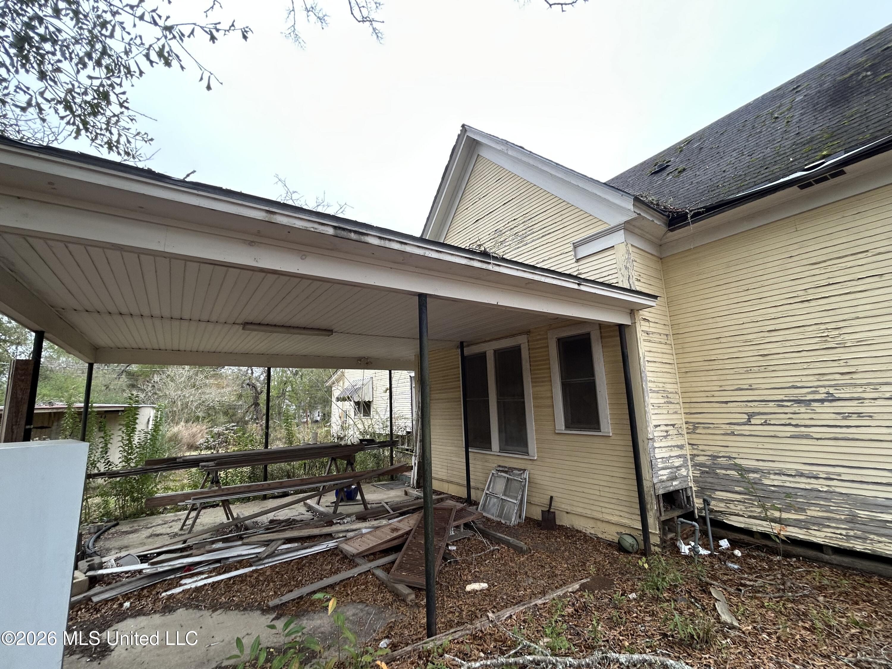 21 Holmes Street Property Photo 26