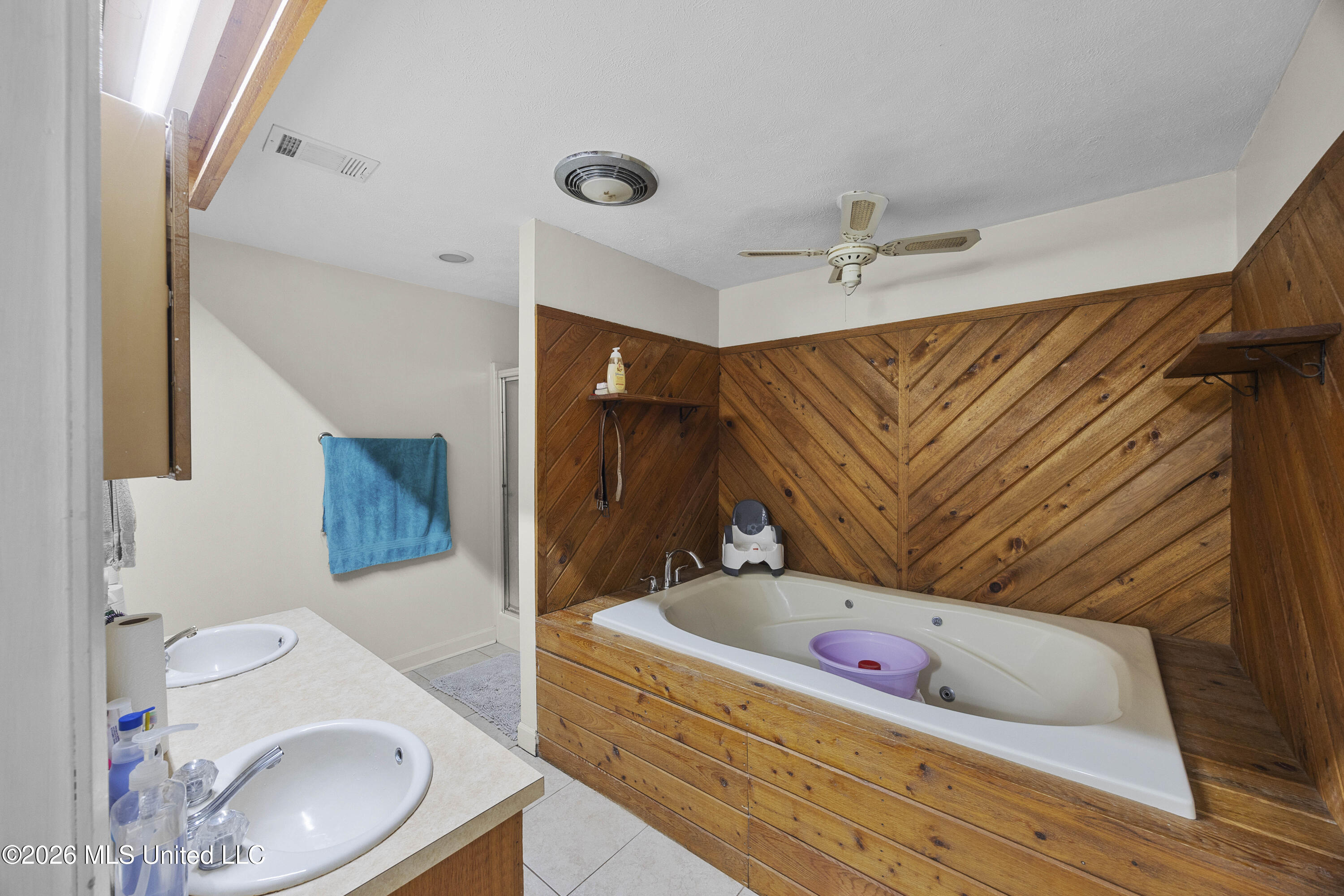 1712 S Little River Road Property Photo 9