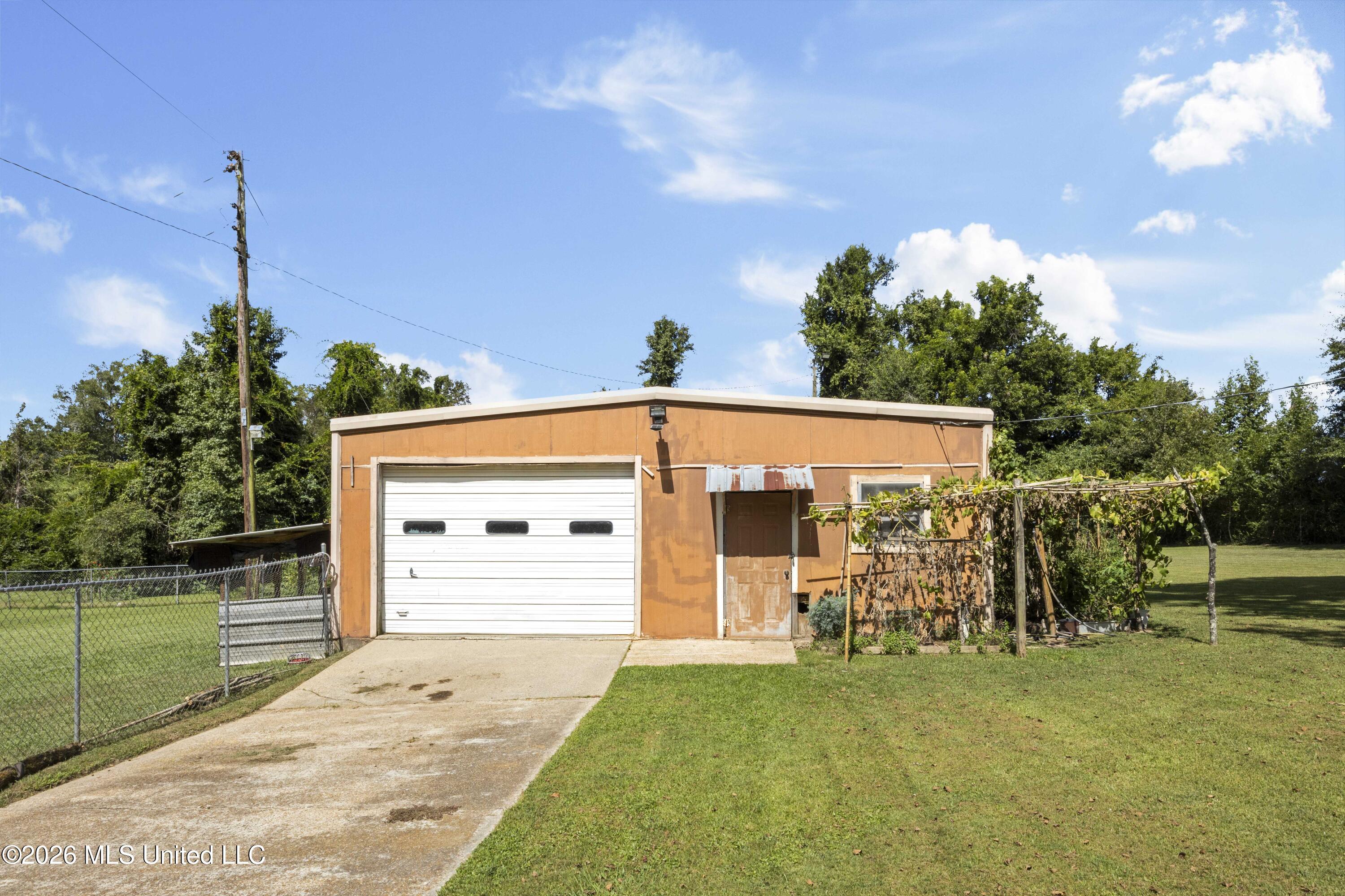 1712 S Little River Road Property Photo 18