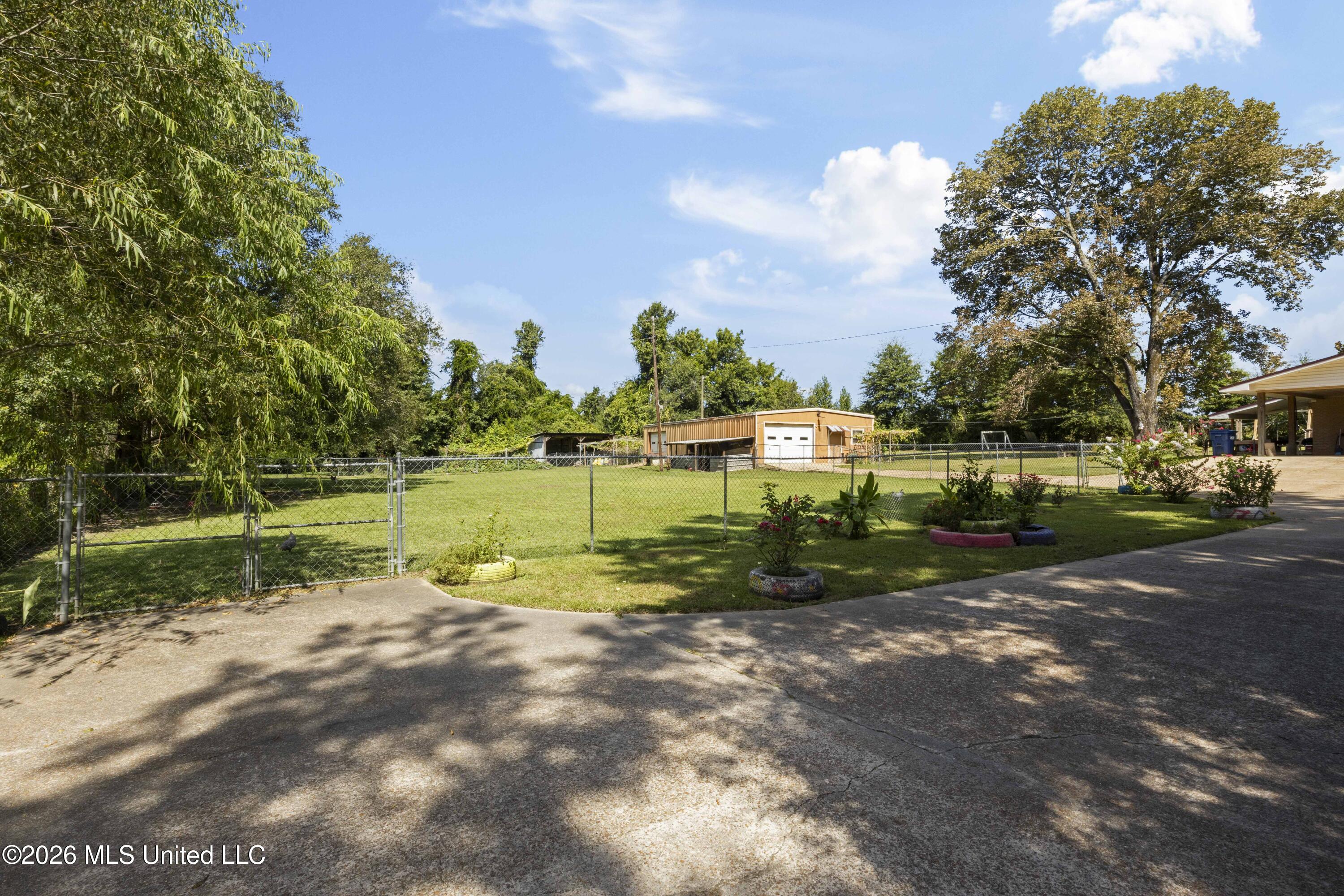 1712 S Little River Road Property Photo 20