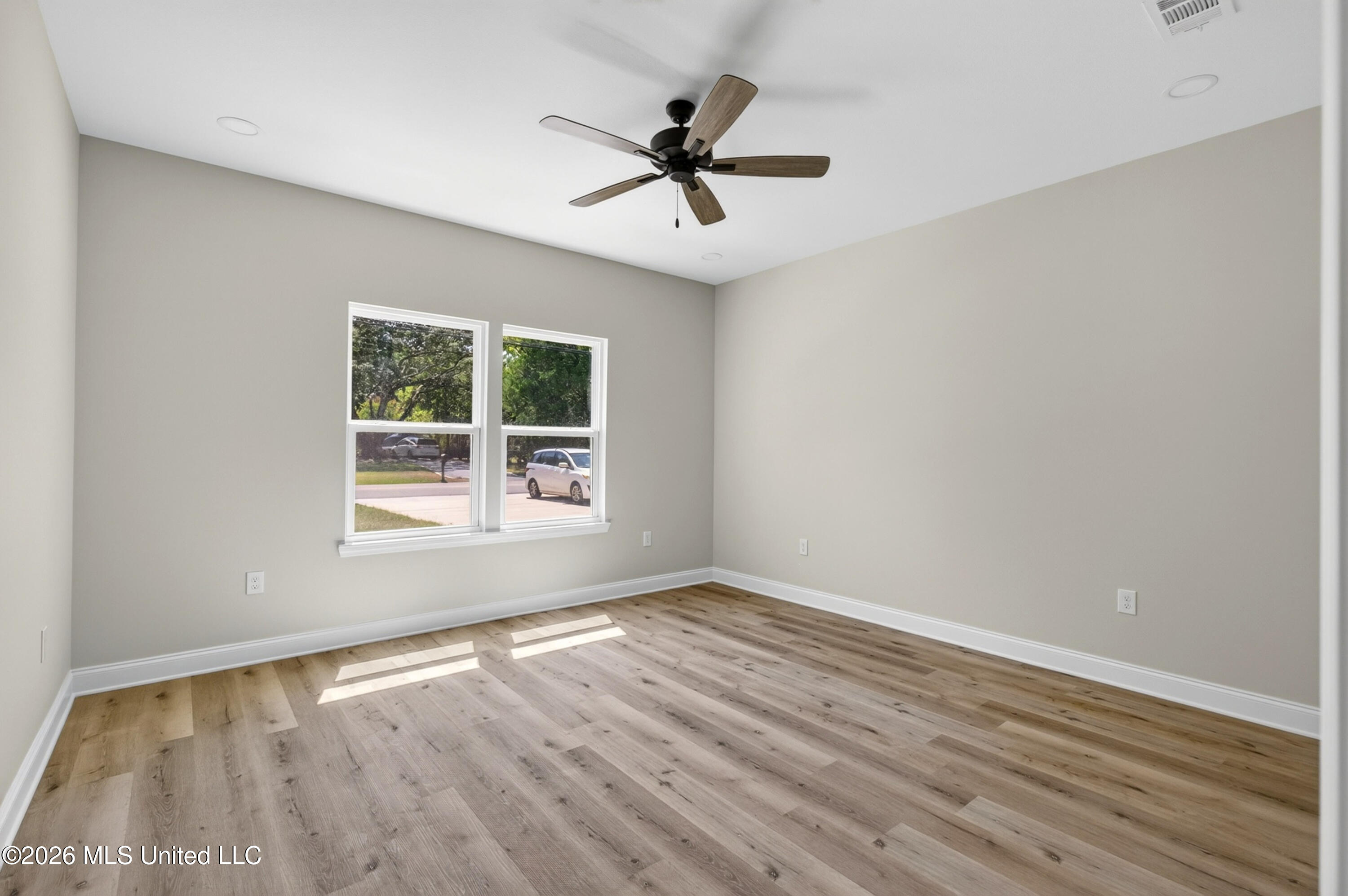 522 Main Street Property Photo 15
