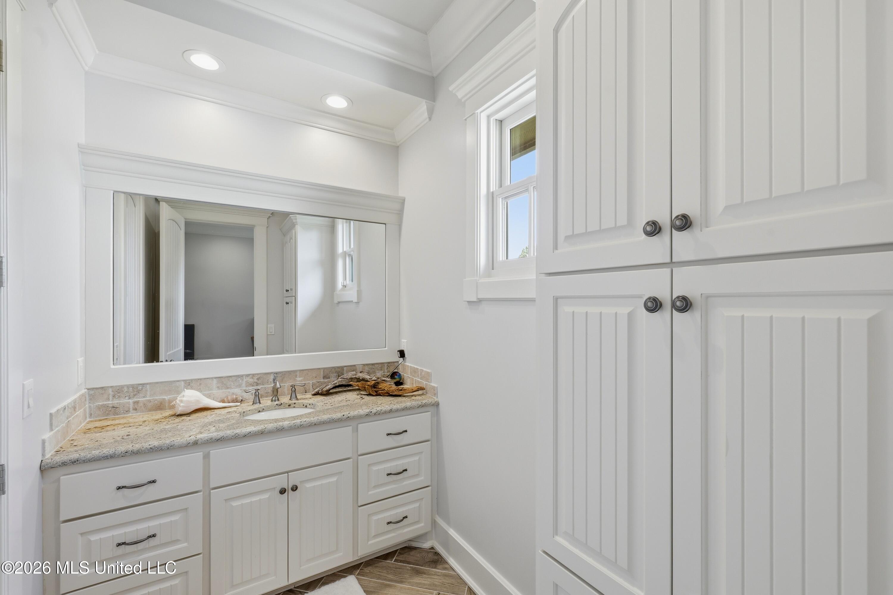 104 Chantry Lane Property Photo 41