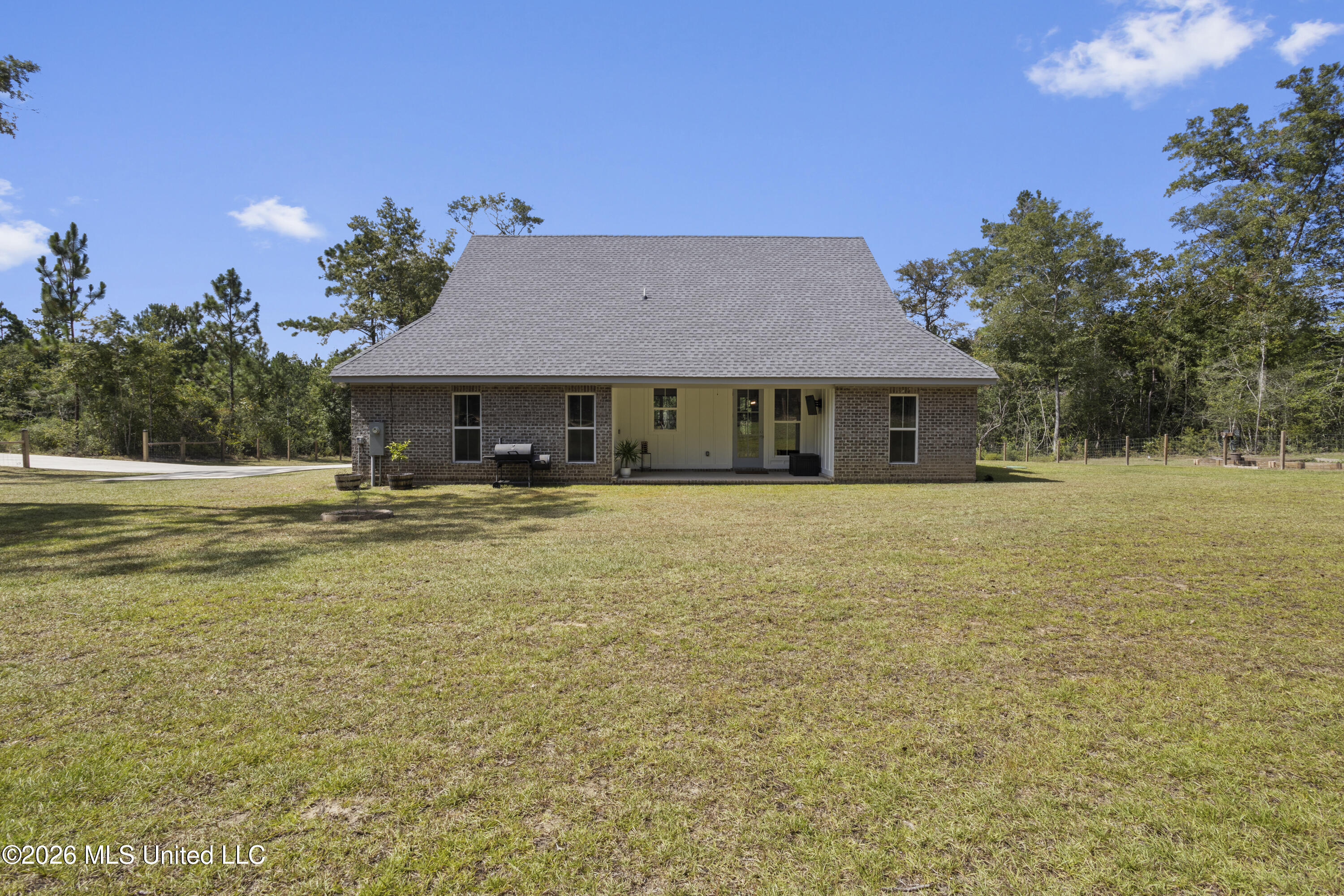 9 Stone Forrest Trail Property Photo 38