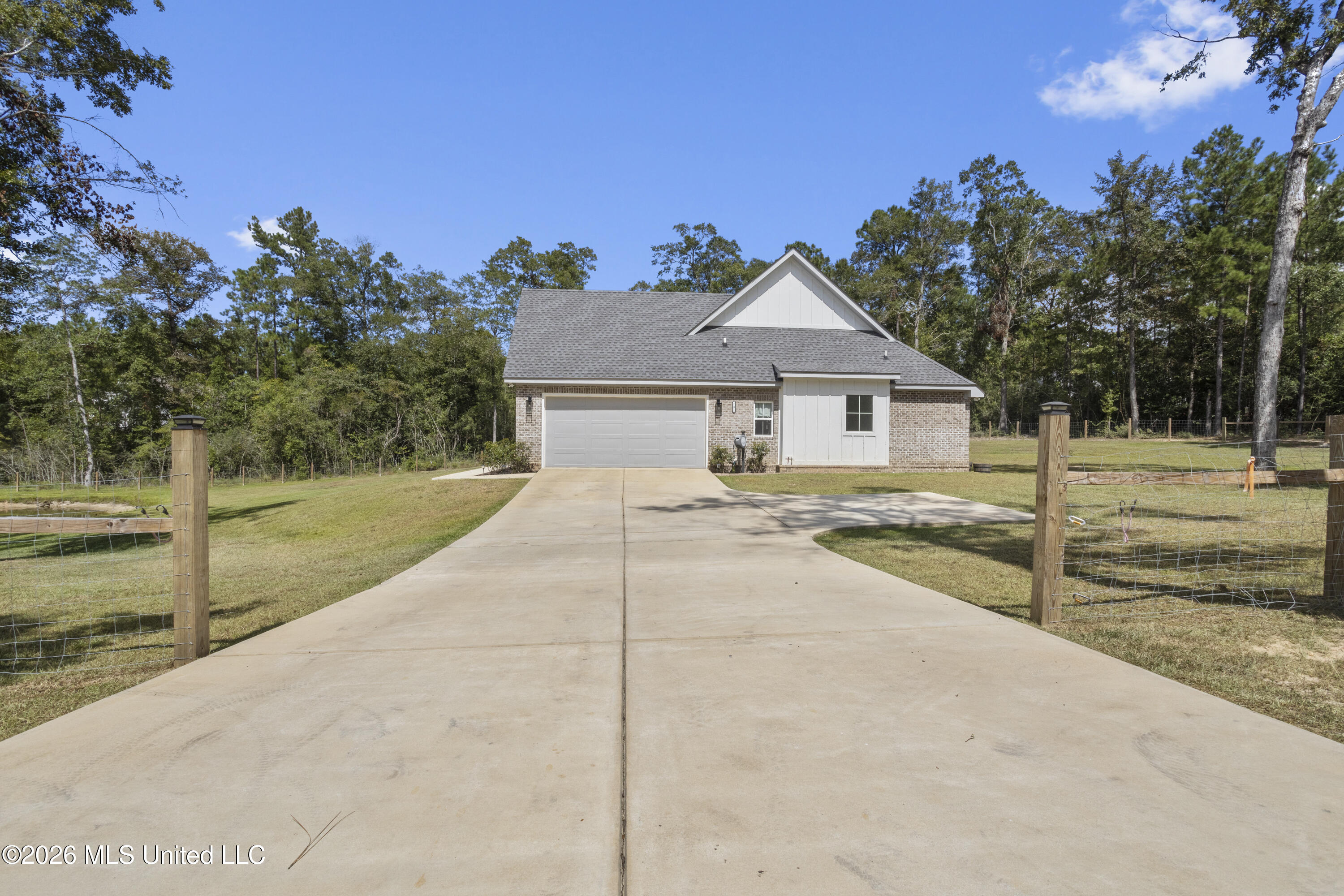 9 Stone Forrest Trail Property Photo 41