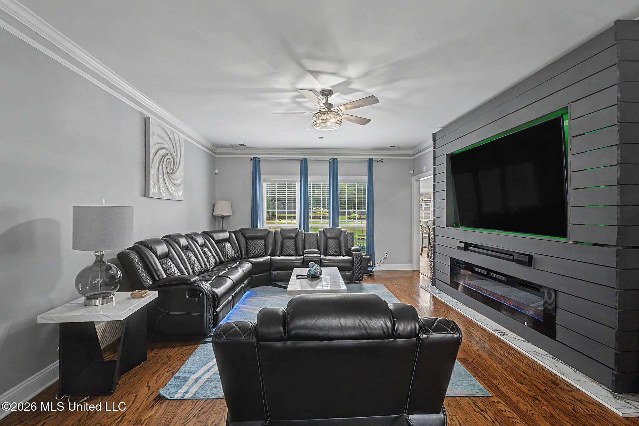 6459 Carson Drive Property Photo 11