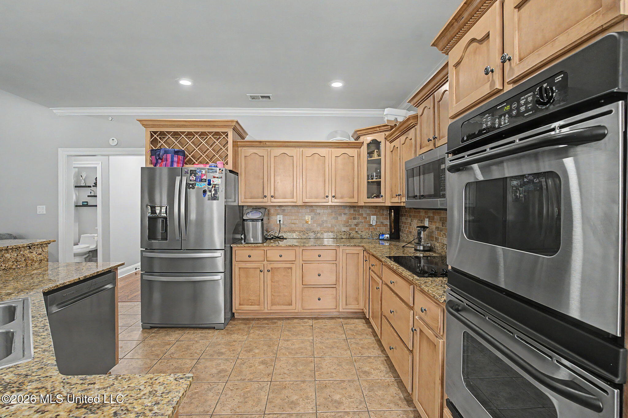6459 Carson Drive Property Photo 14