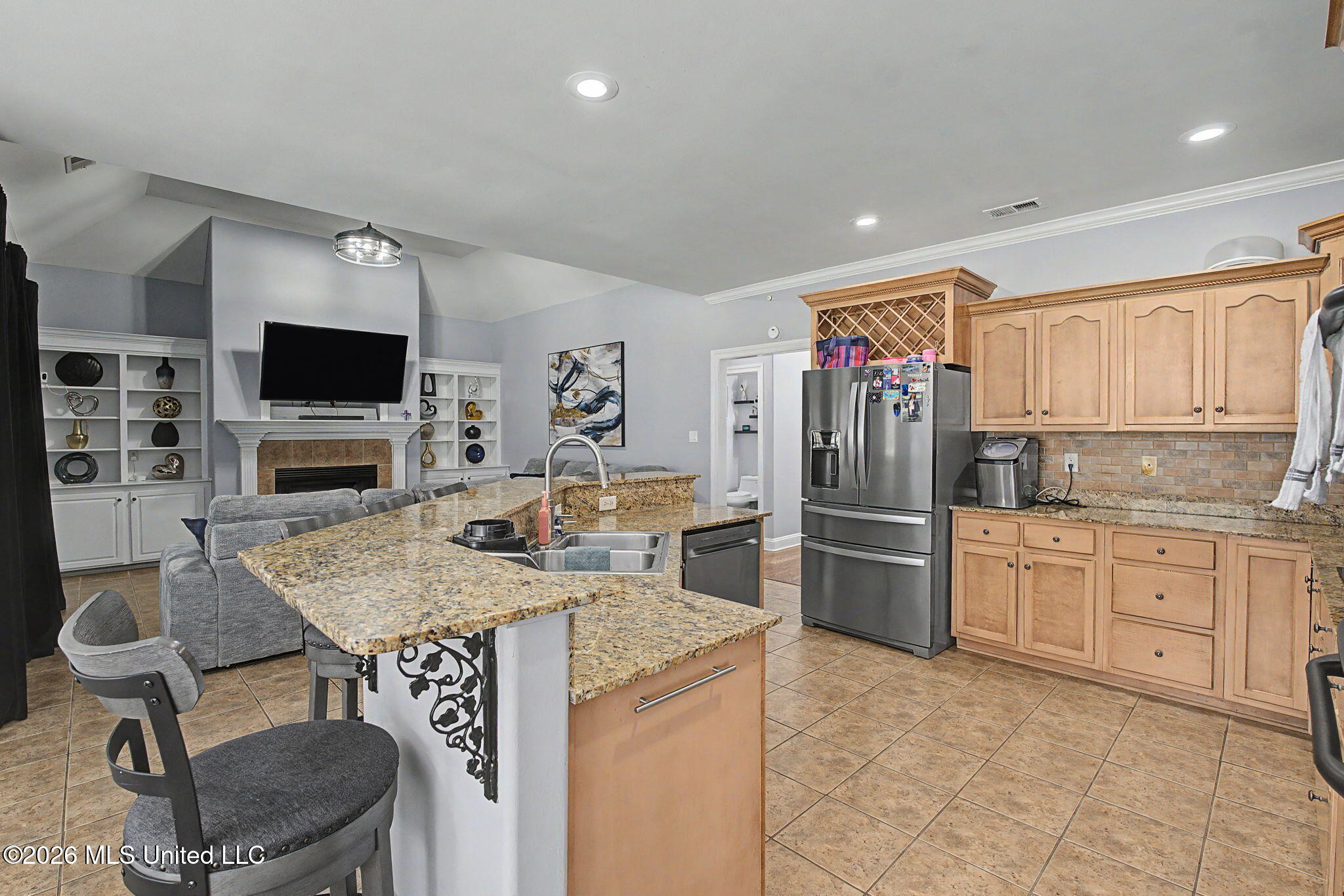 6459 Carson Drive Property Photo 15
