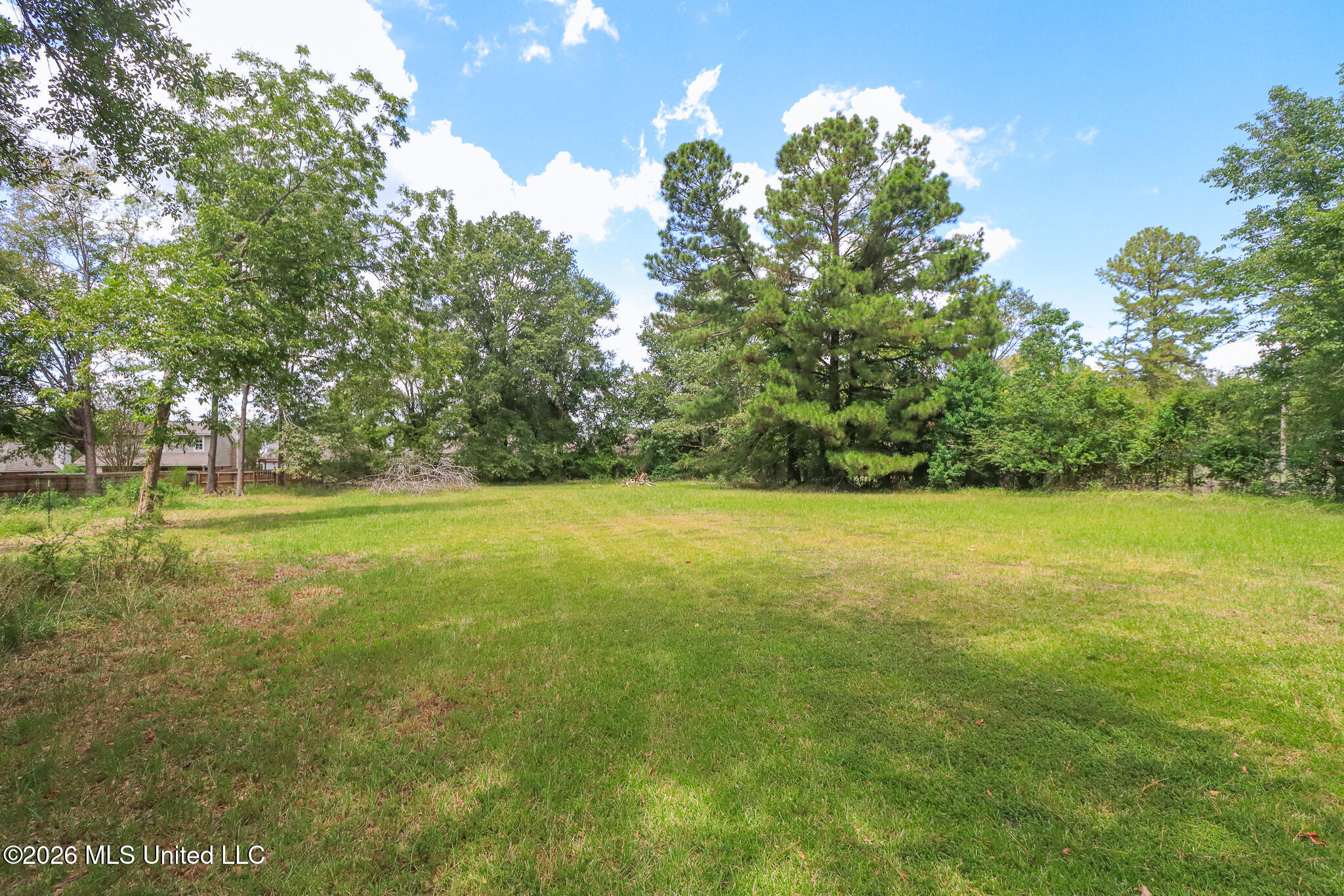 Woody Drive Property Photo 2