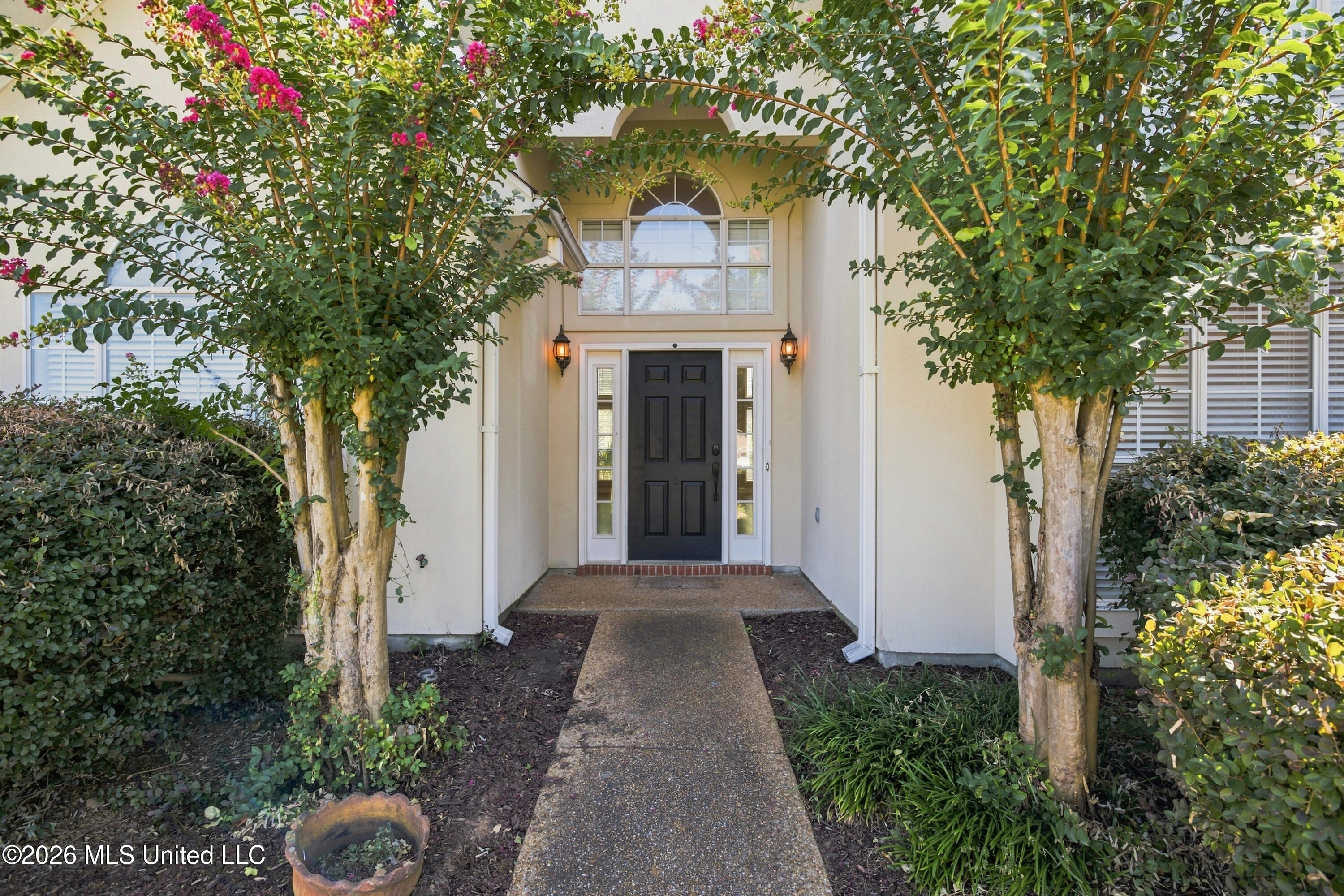 102 Spring Valley Drive Property Photo 4