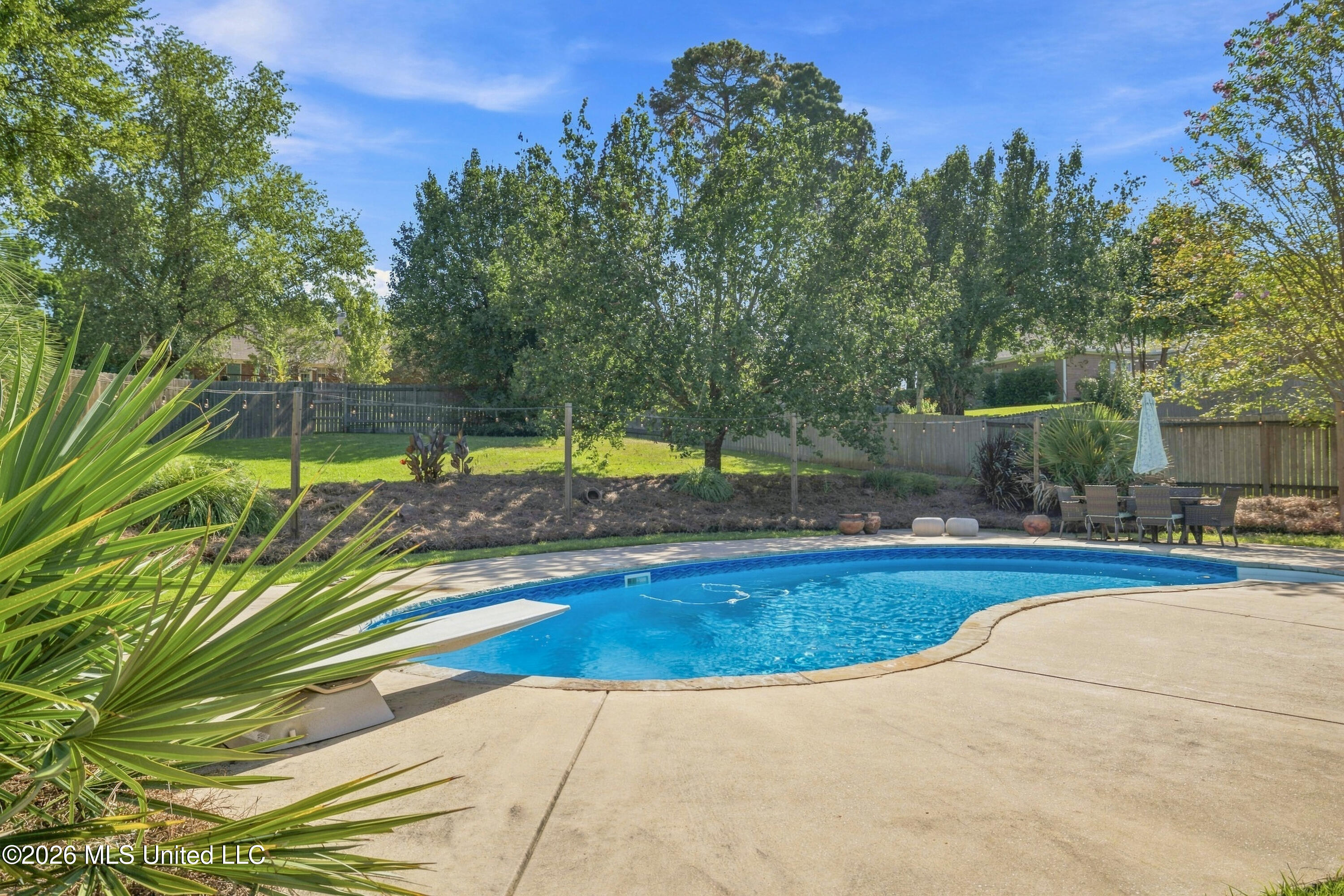 102 Spring Valley Drive Property Photo 35