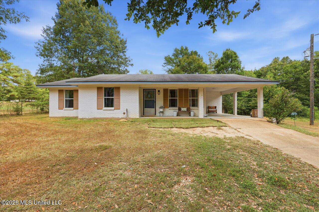 2126 Boyd Road Property Photo 1