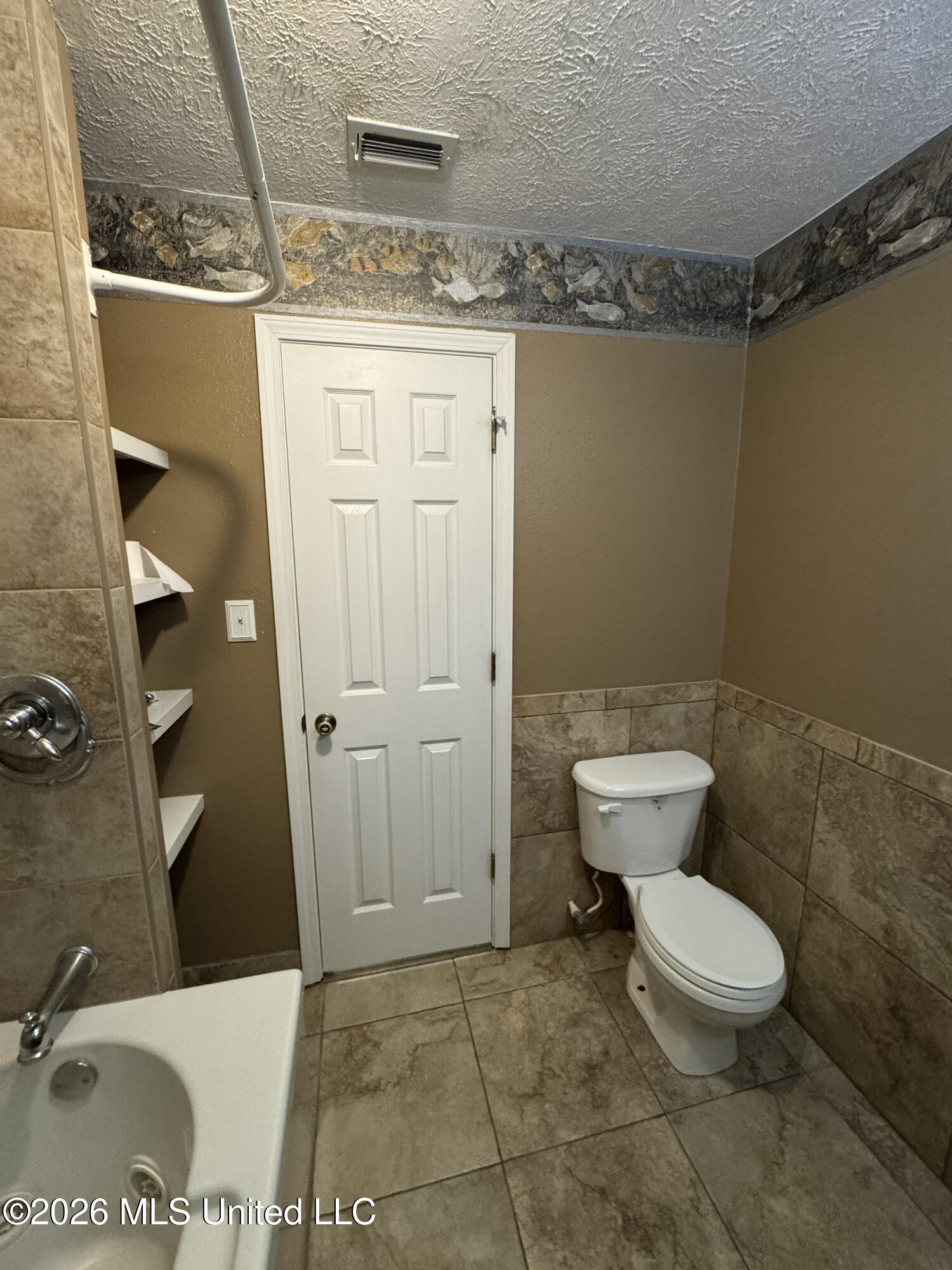 68 Dummy Line Road Property Photo 22