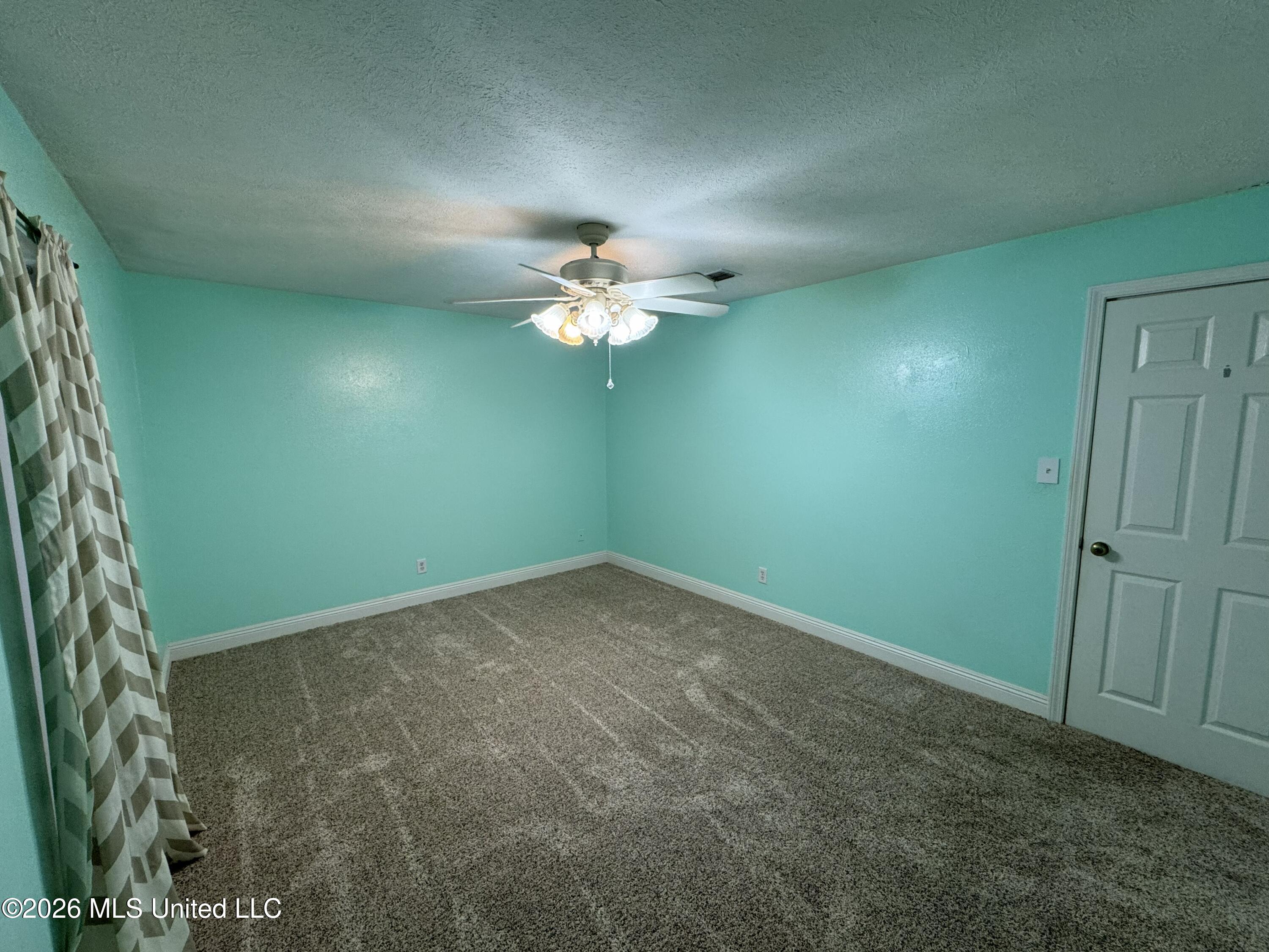68 Dummy Line Road Property Photo 25