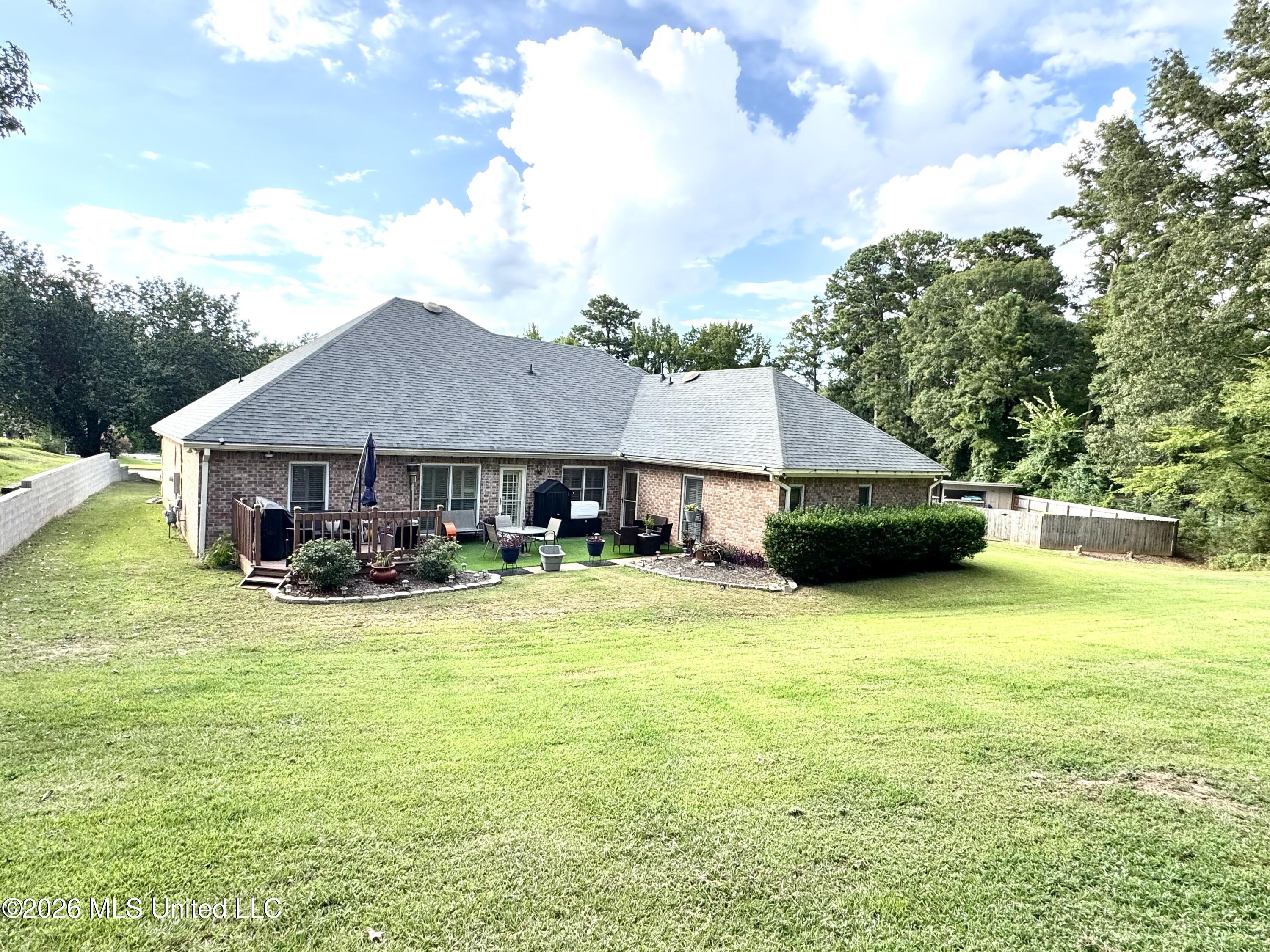 101 Ingle Nook Property Photo 42