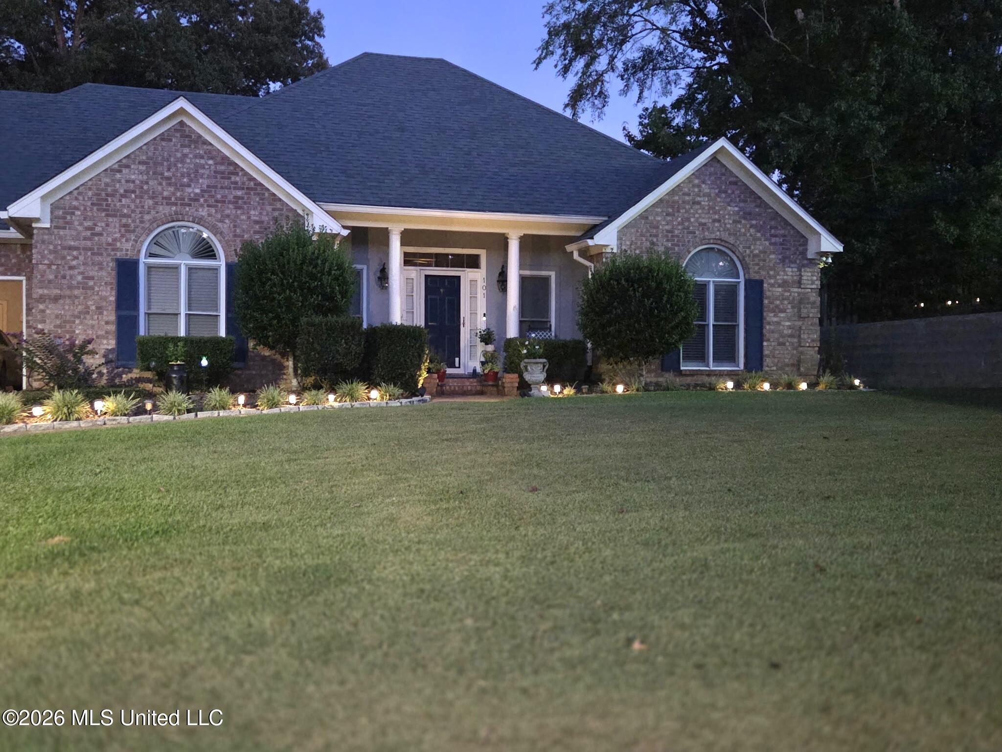 101 Ingle Nook Property Photo 44