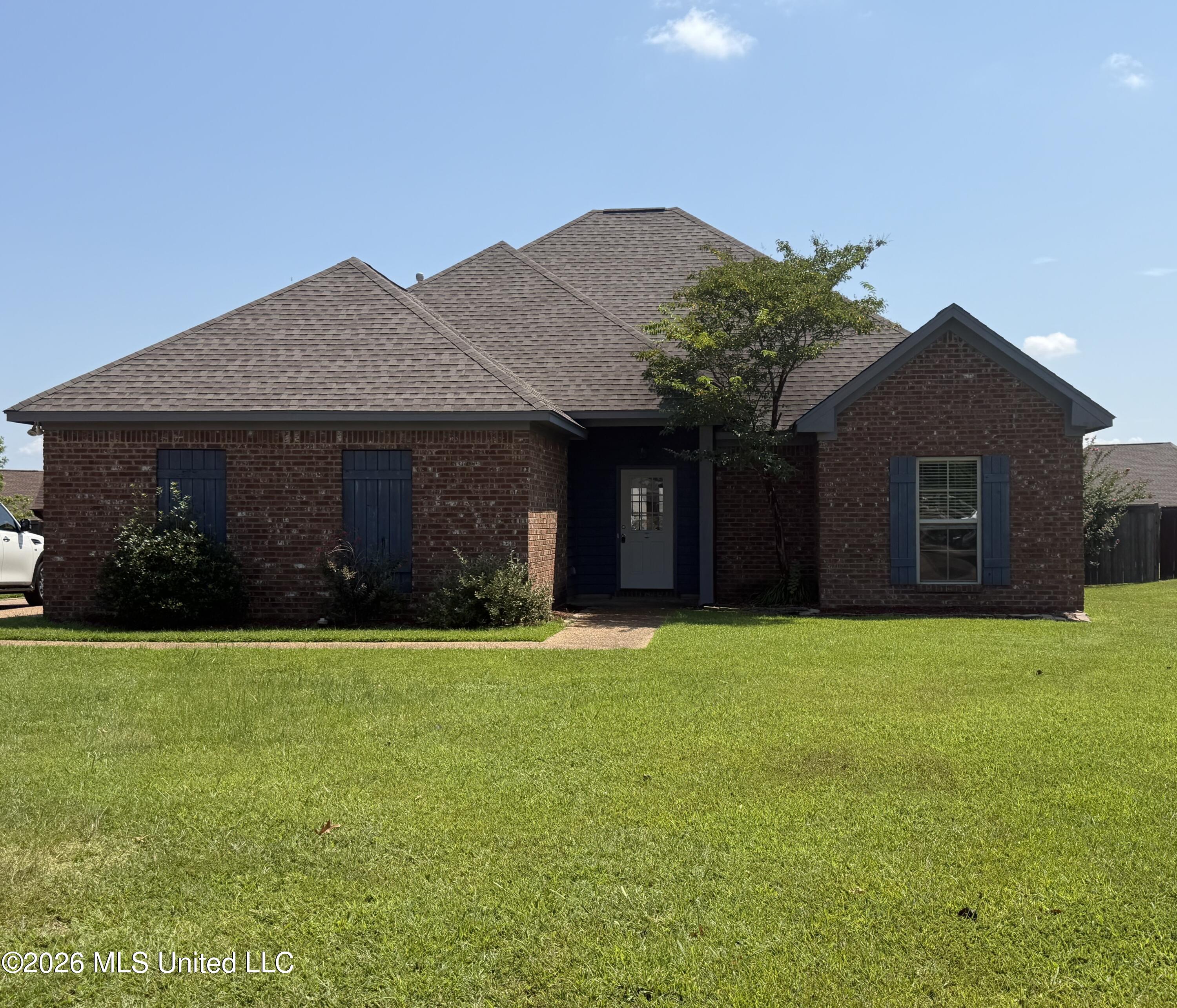 138 Palin Drive Property Photo 1